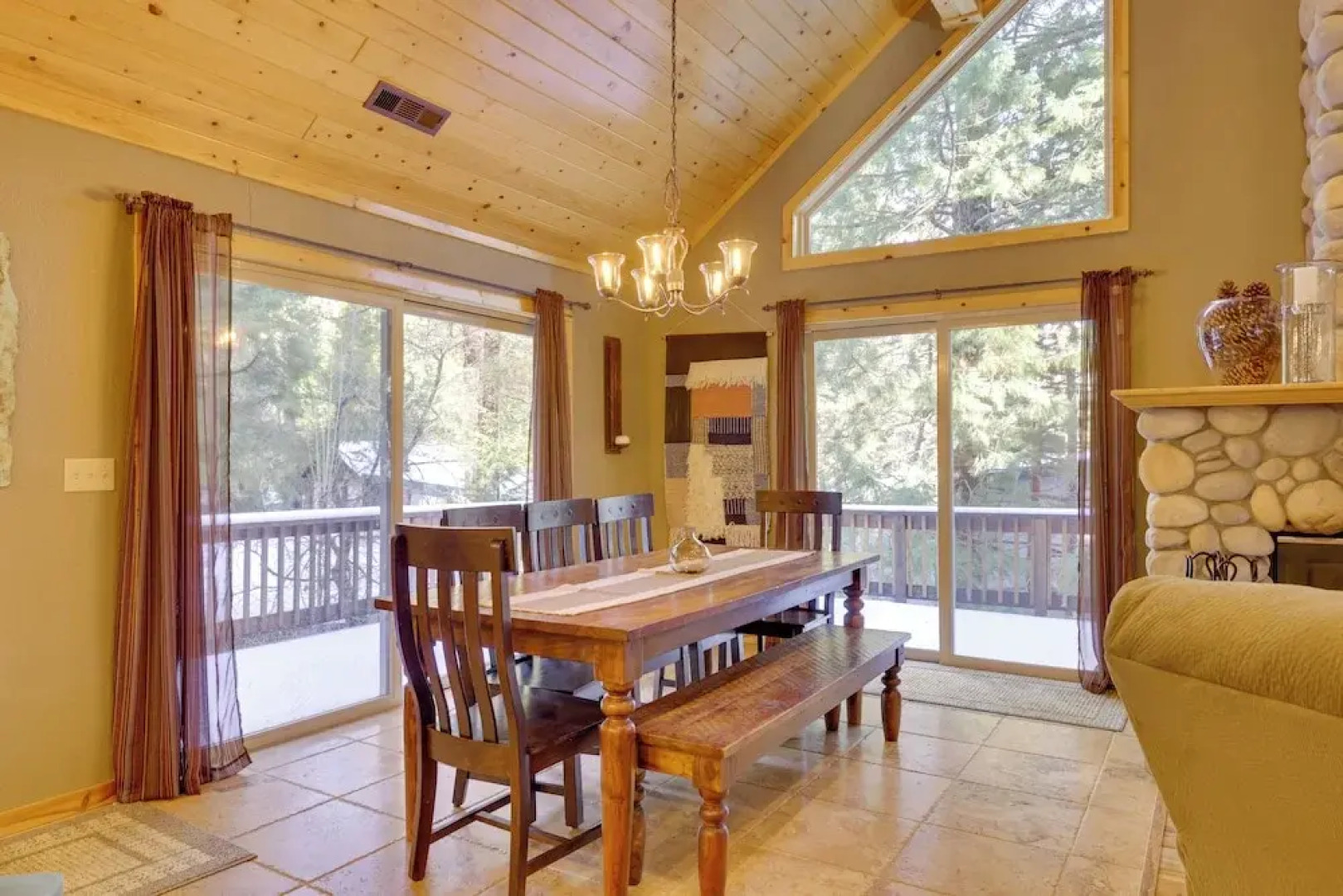 5 Mi to Dodge Ridge: Cabin in Strawberry