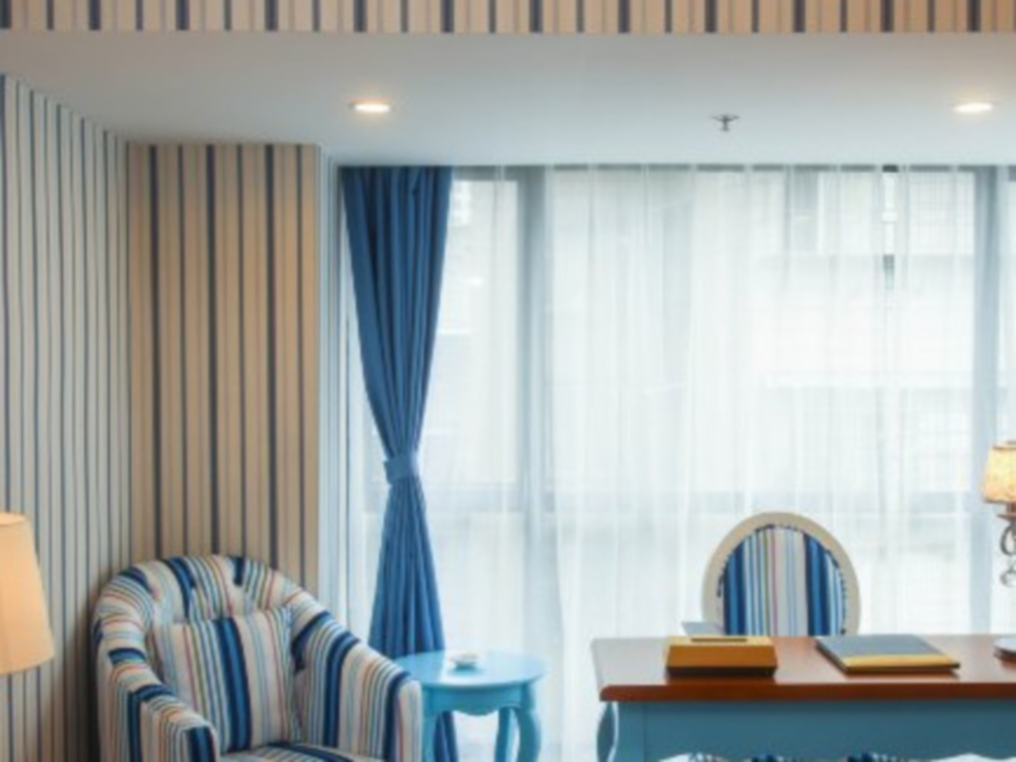 Shi Ji Huan Dao Hotel