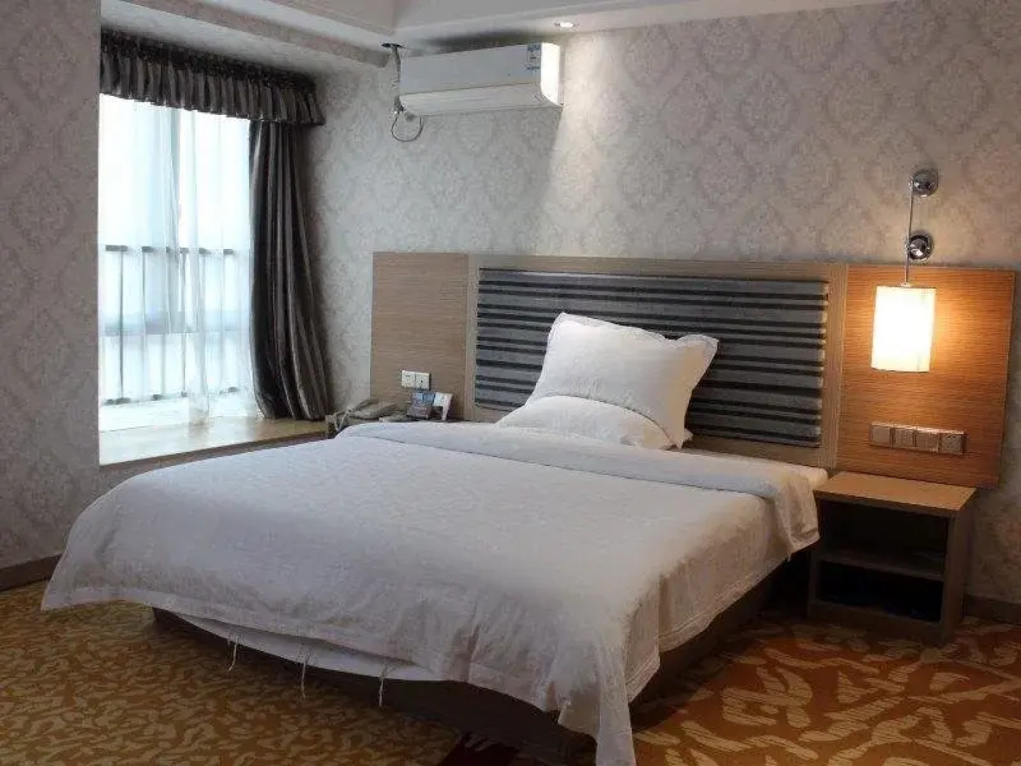 Echarm Nanning Railway Station Metro Station