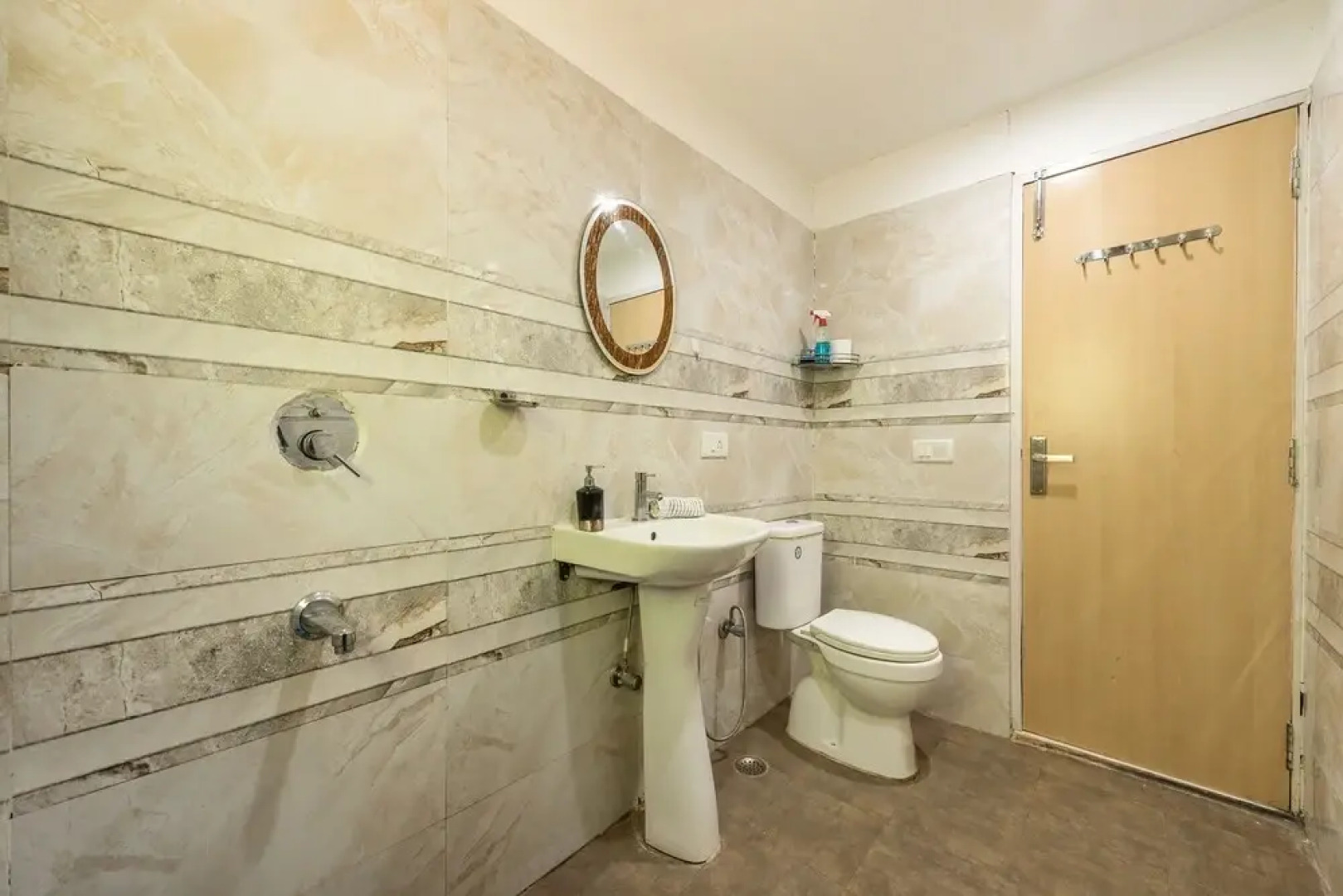 Serenity Chalet - A Lakeview Home