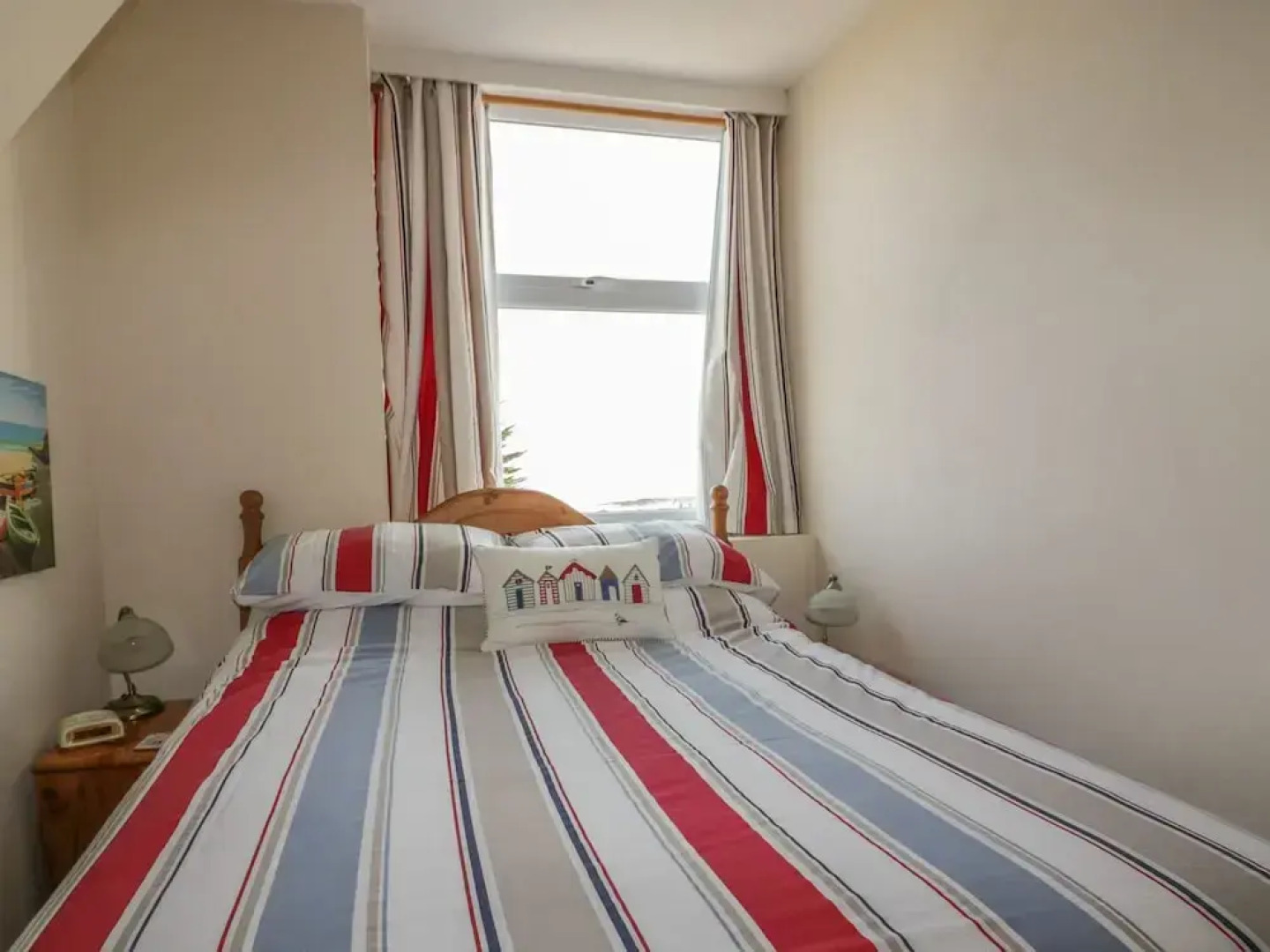 Yellow Sands Apartment 6