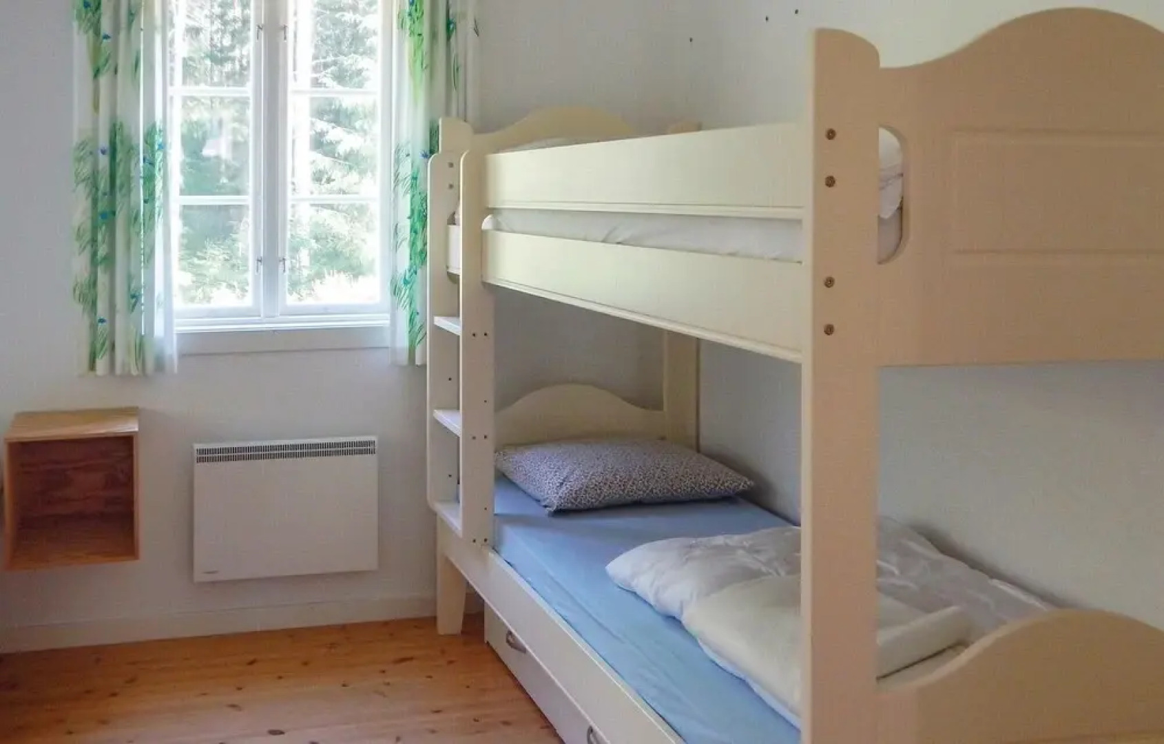 Nice Home in Bengtsfors With 4 Bedrooms and Wifi