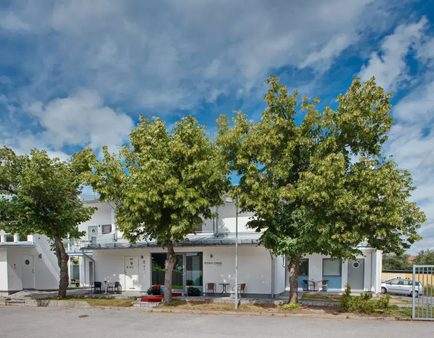 Staylong Hotel