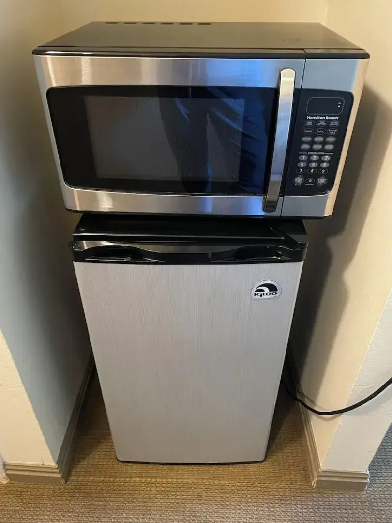 Rawlins Western Lodge