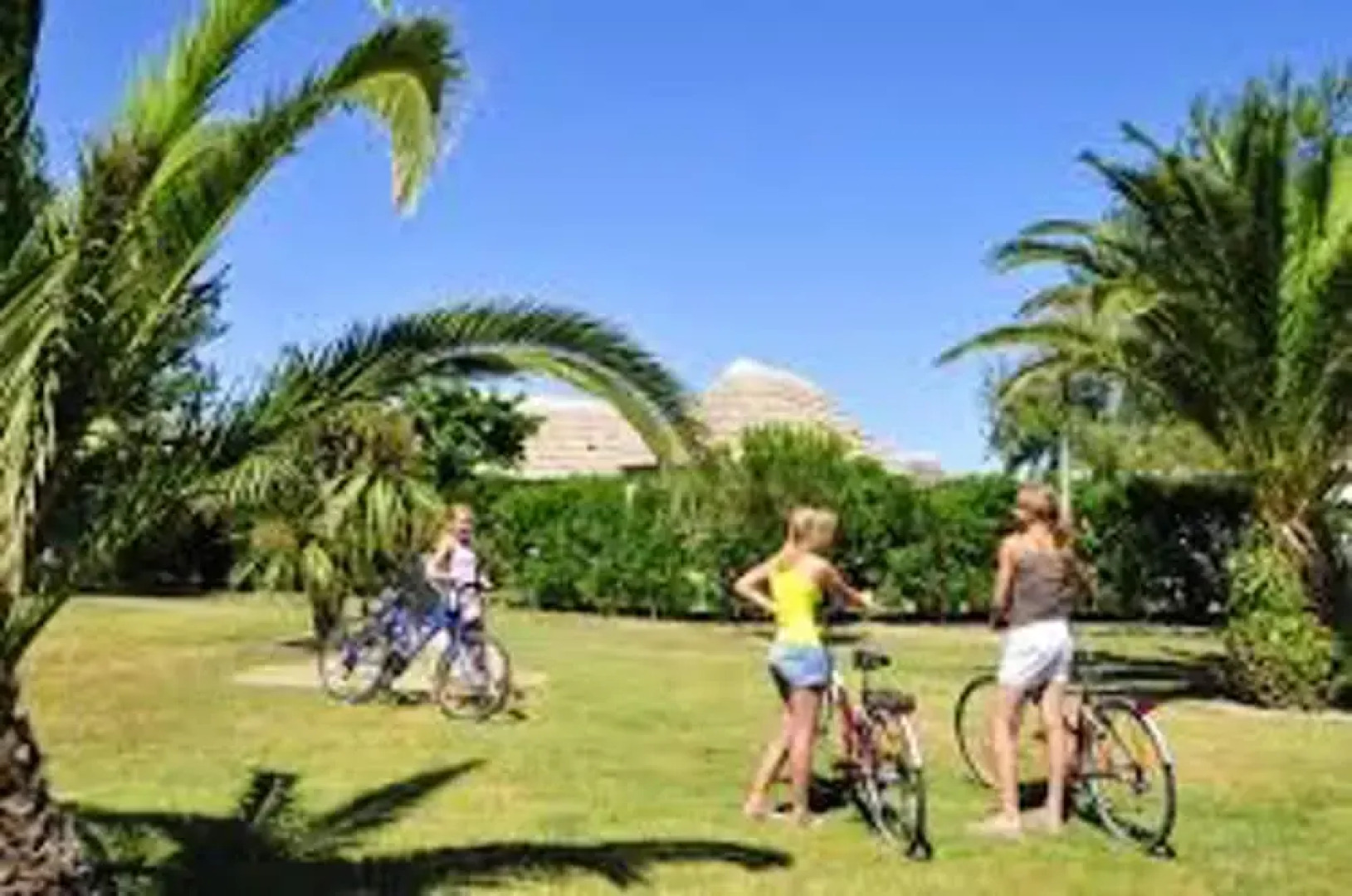 House With 2 Bedrooms in Le Barcarès, With Pool Access and Furnished G