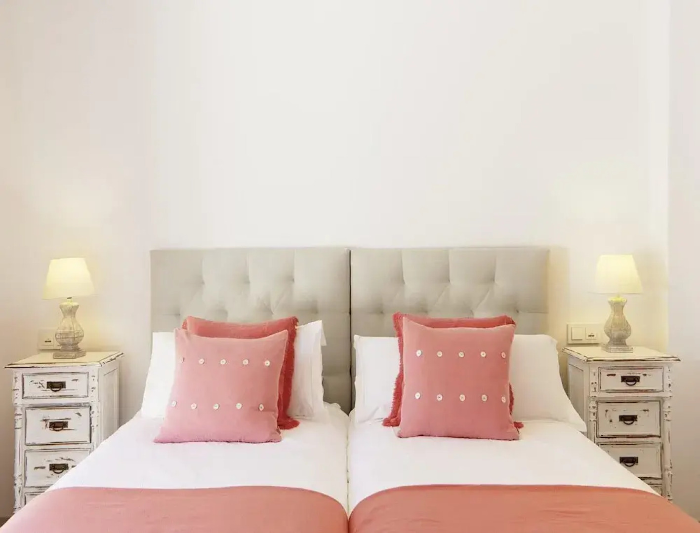 Villa on the Foot of La Font Hills