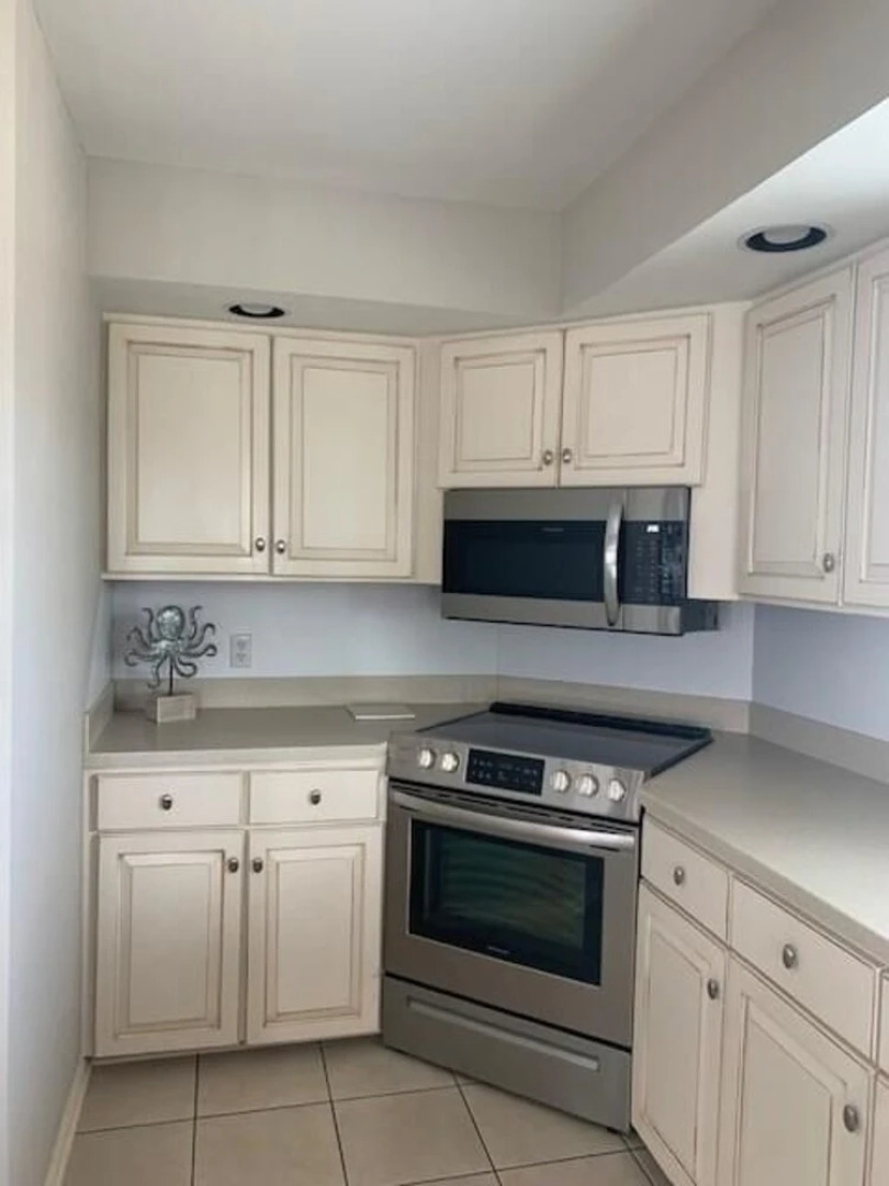 Quick Getaway - 4 Br Home