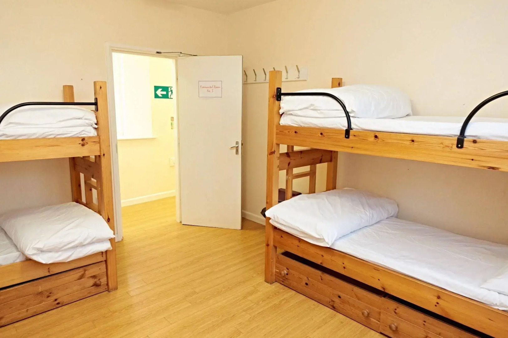 Exmouth Country Lodge & Campsite - Hostel