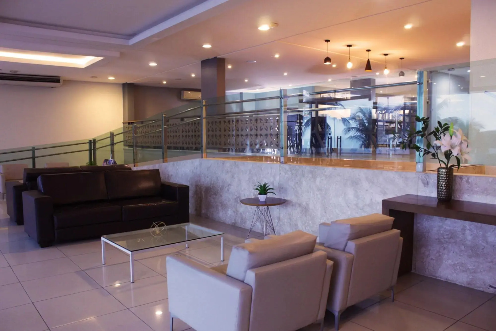 Happy Hotel Manaíra