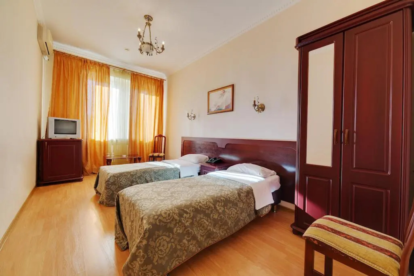 Гостиница SunHotel