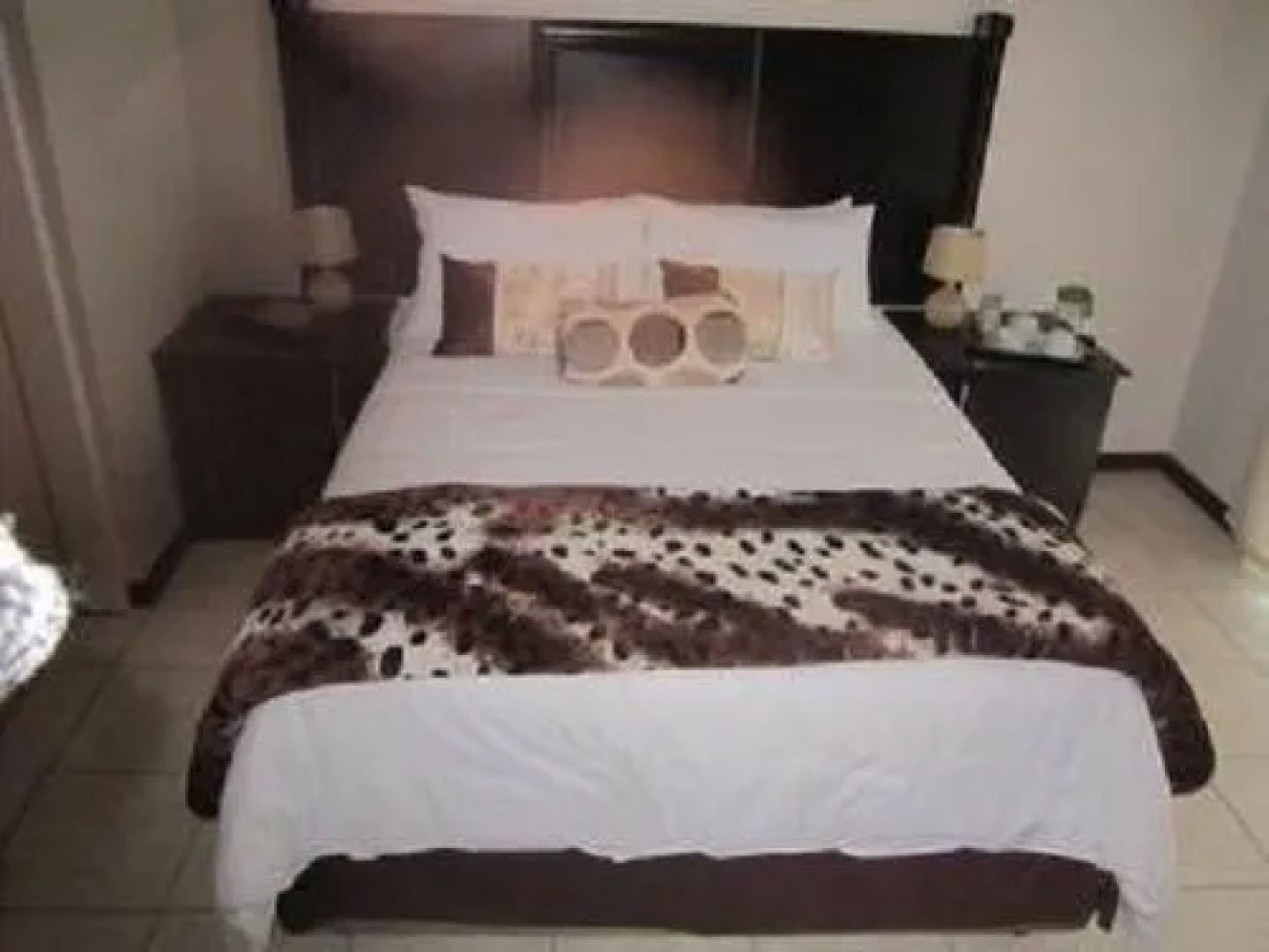 Suzi's Place Guest Rooms