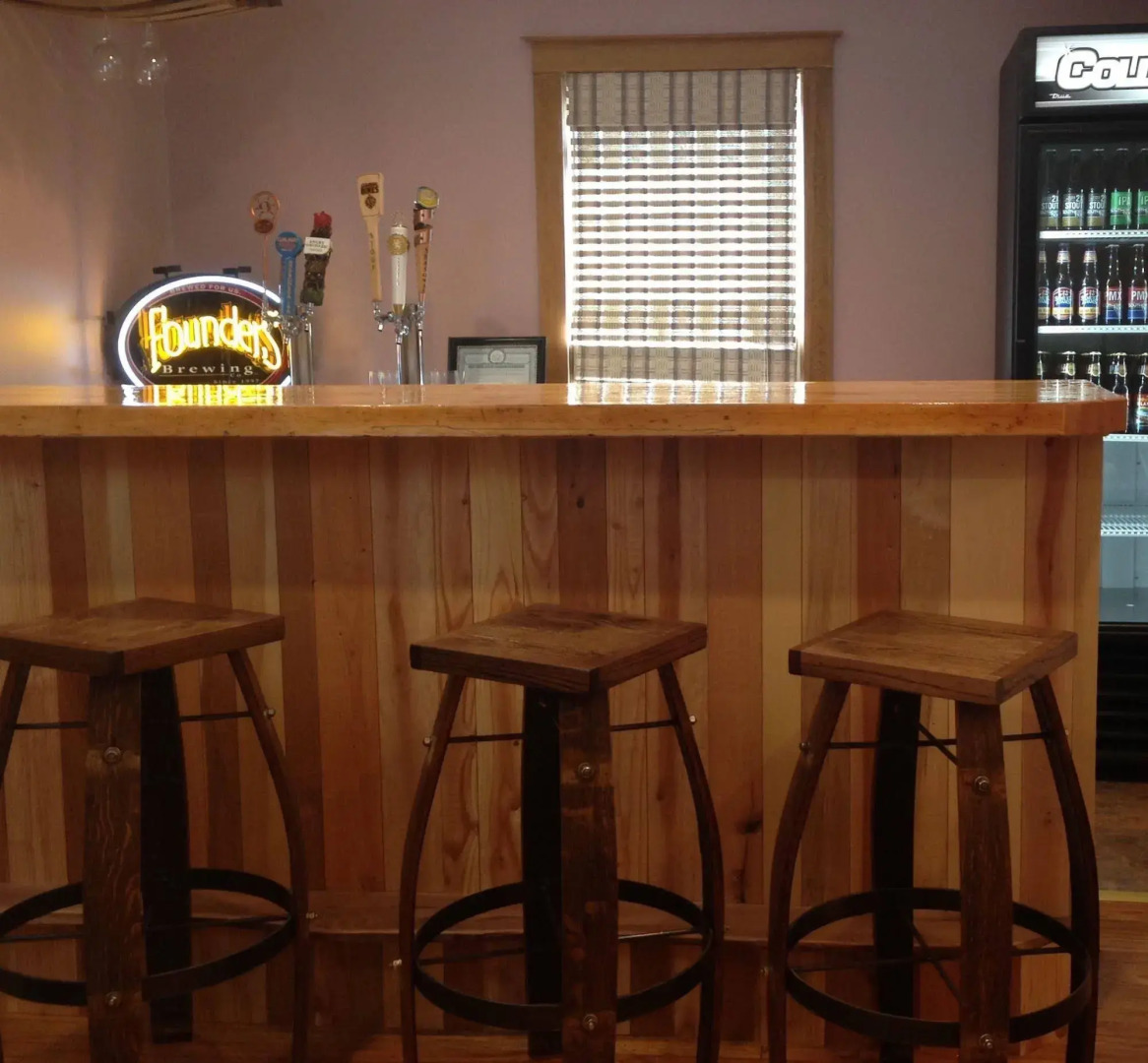 Colonial Inn & Creamery