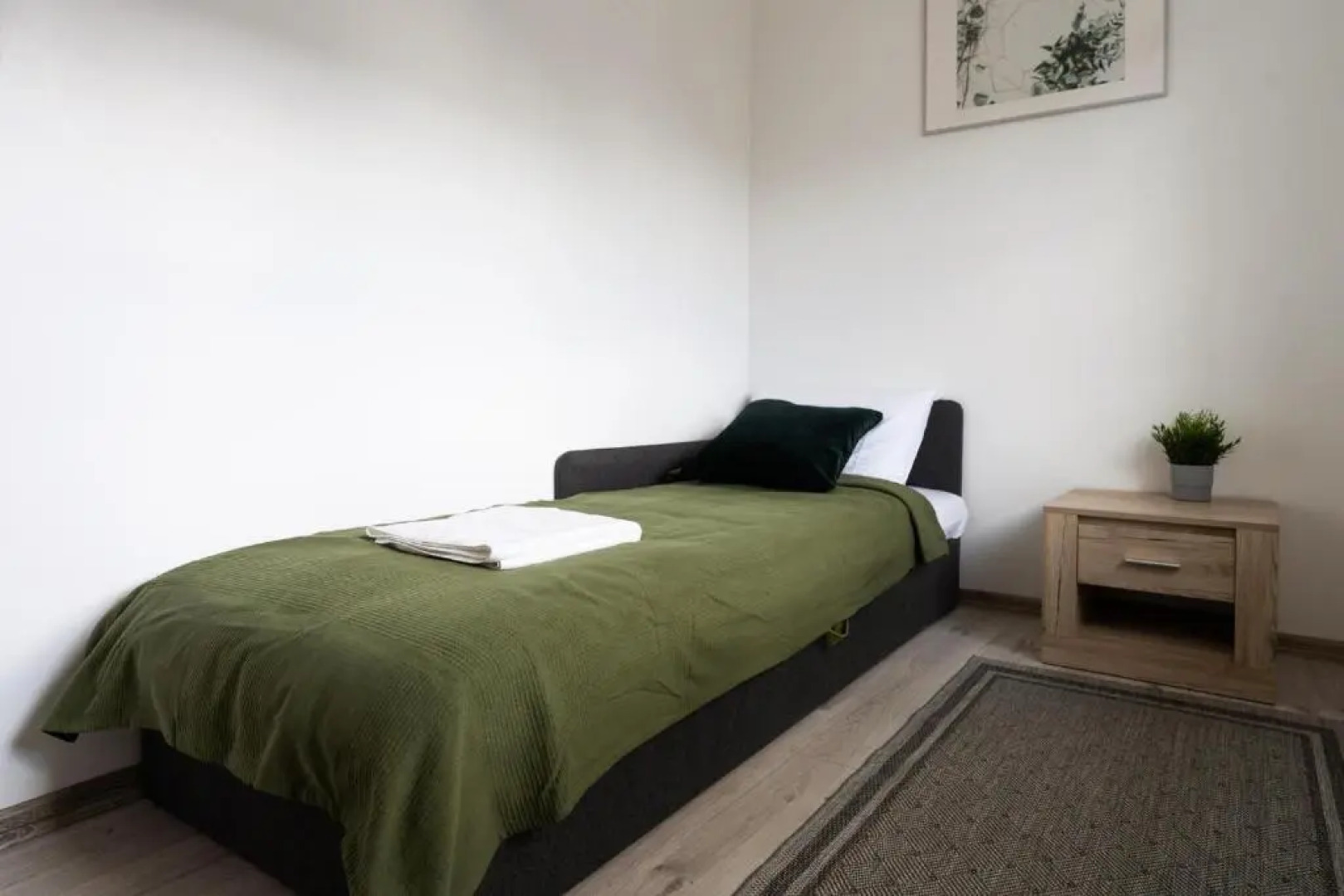 Between two lakes - 2 House