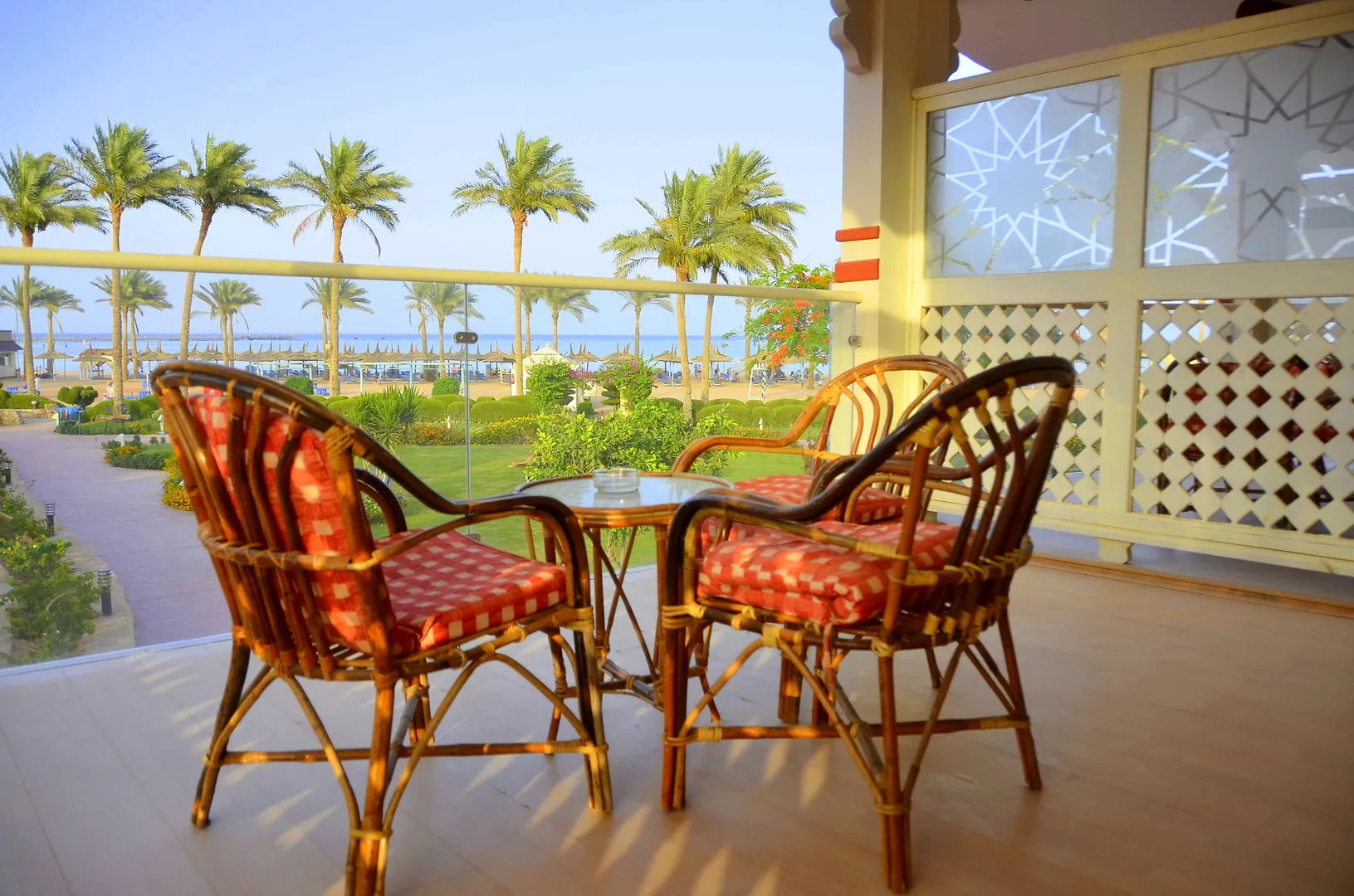 Отель Sea Beach Edge By Rotana