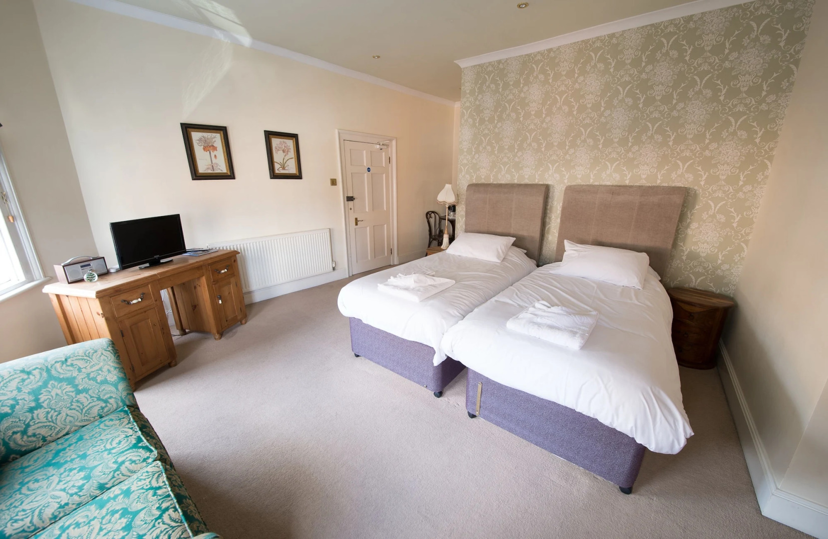 Hewitt's Restaurant & Rooms