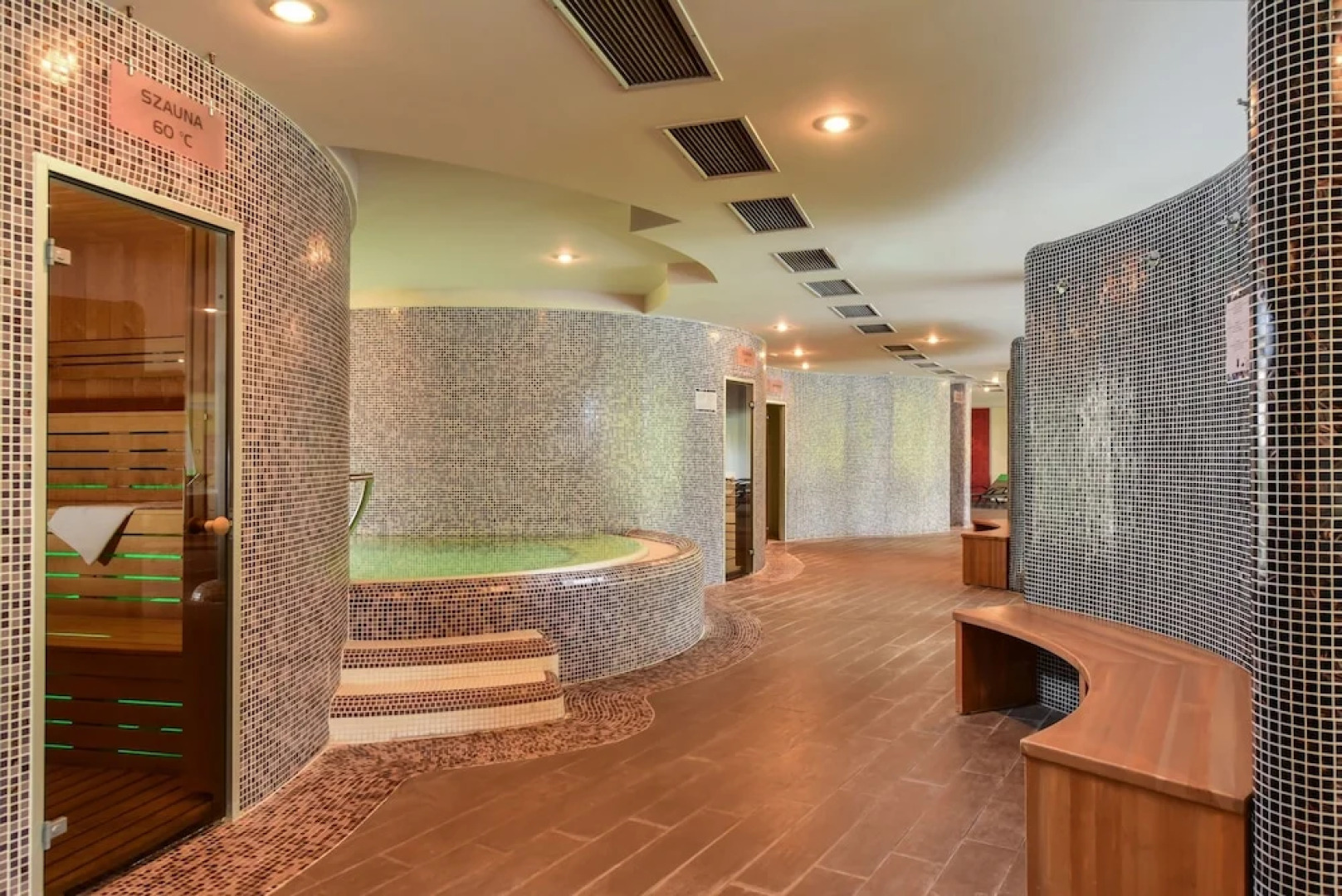 Hotel Azúr Prémium