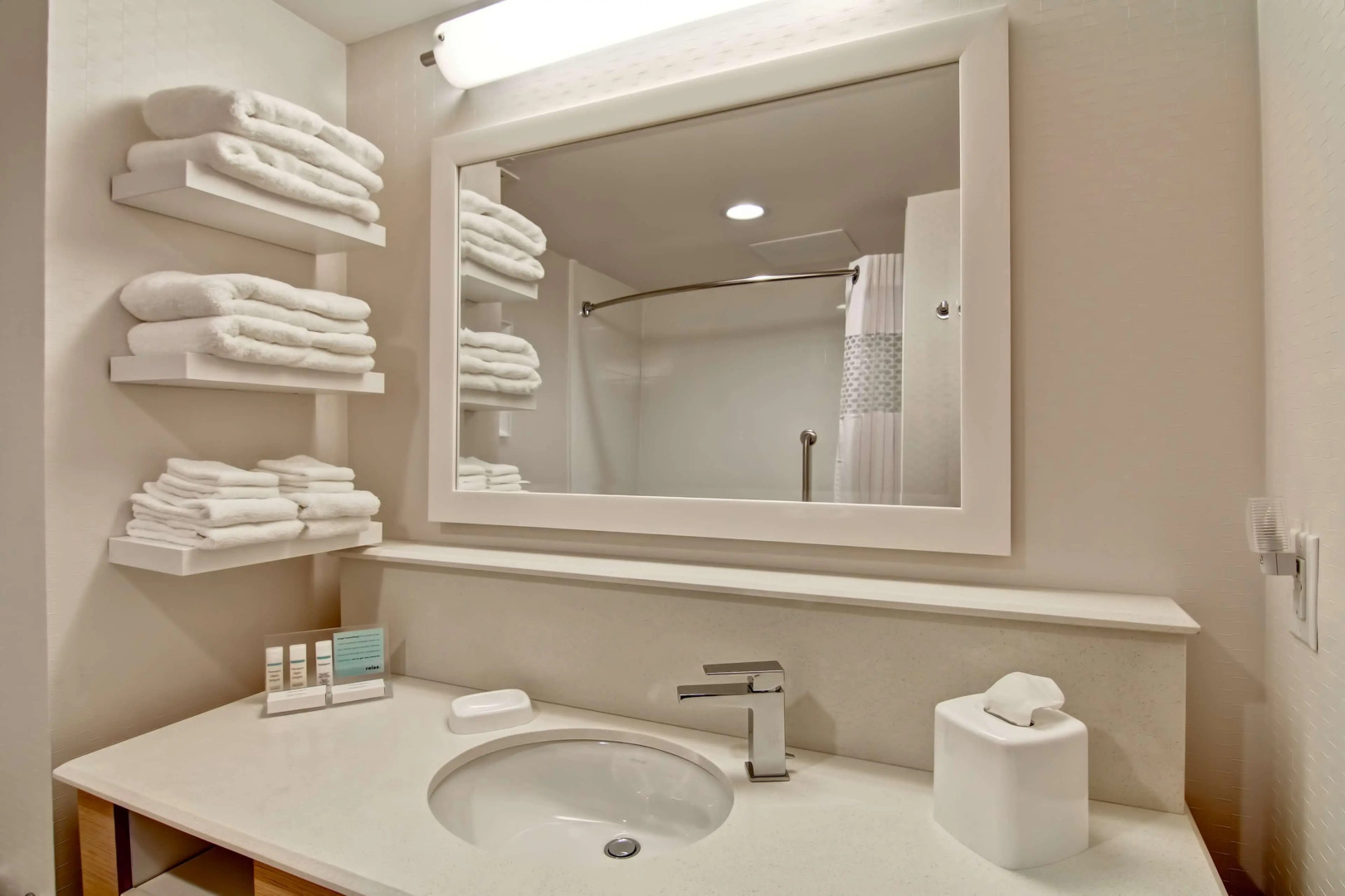 Hampton Inn & Suites by Hilton Saskatoon Airport