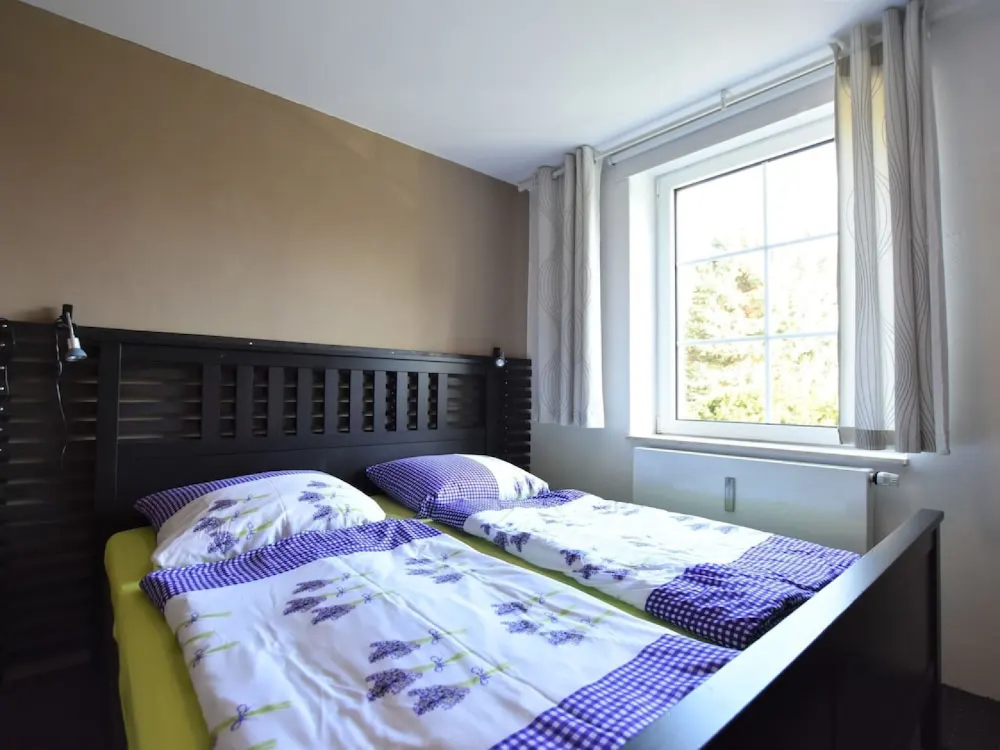 Pretty Apartment With Roofed Terrace Garden Barbecue