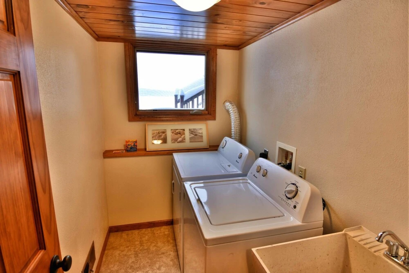 Peace Of Mind On Namakagon 5 Bedroom Hotel Room by RedAwning