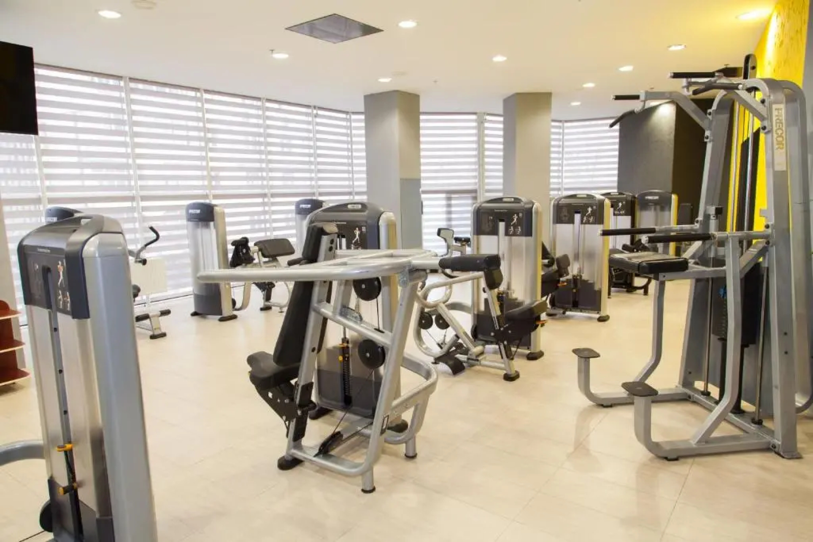 Отель Mark Plaza