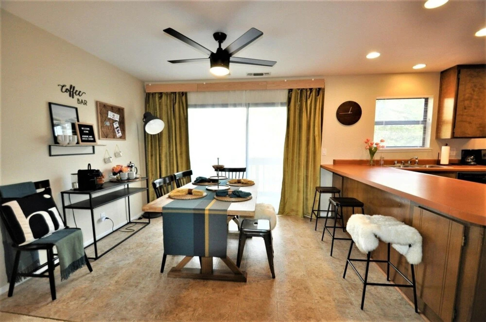 Gnome and Creek Condo - Two Master Suites for a Perfect Couples Yosemite Getaway by Yosemite Region Resorts