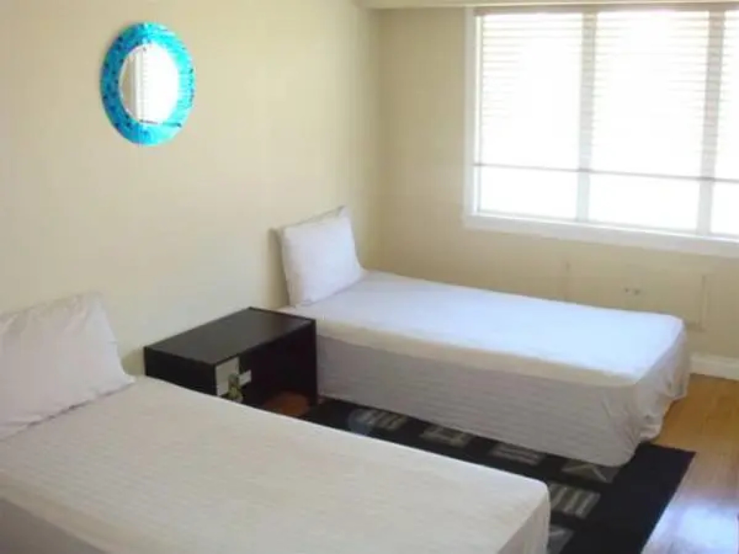 Vancouver Backpacker House