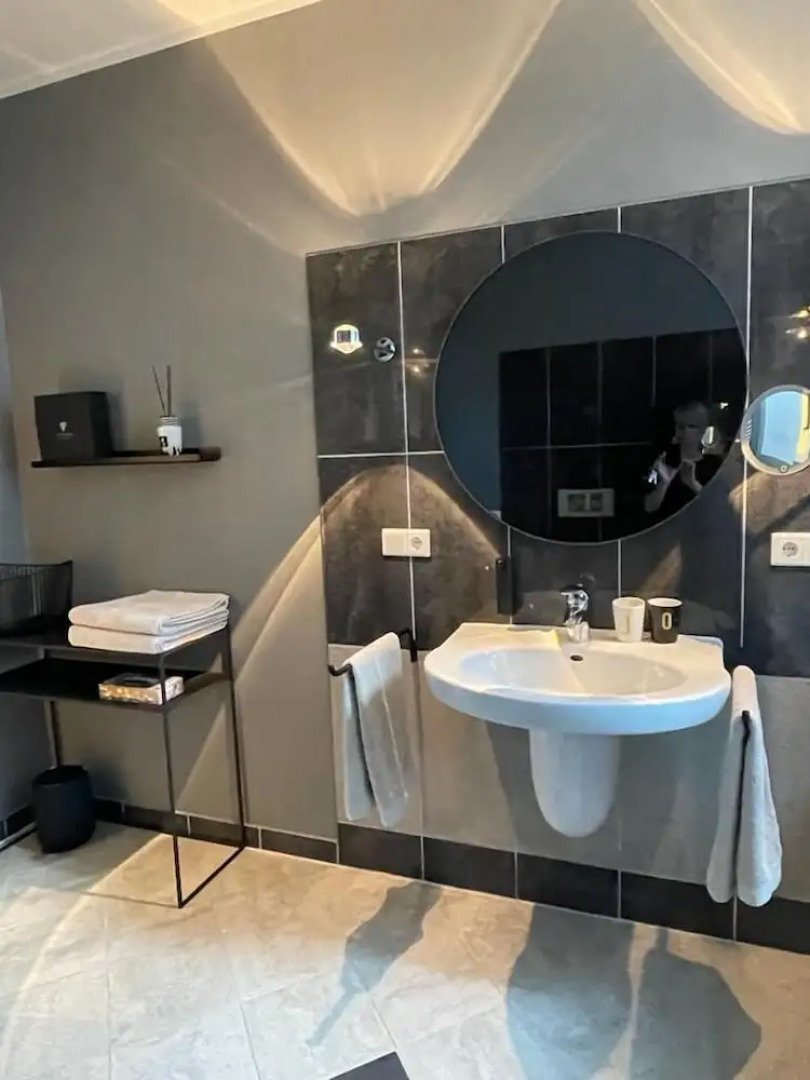 Pure Highlight Living