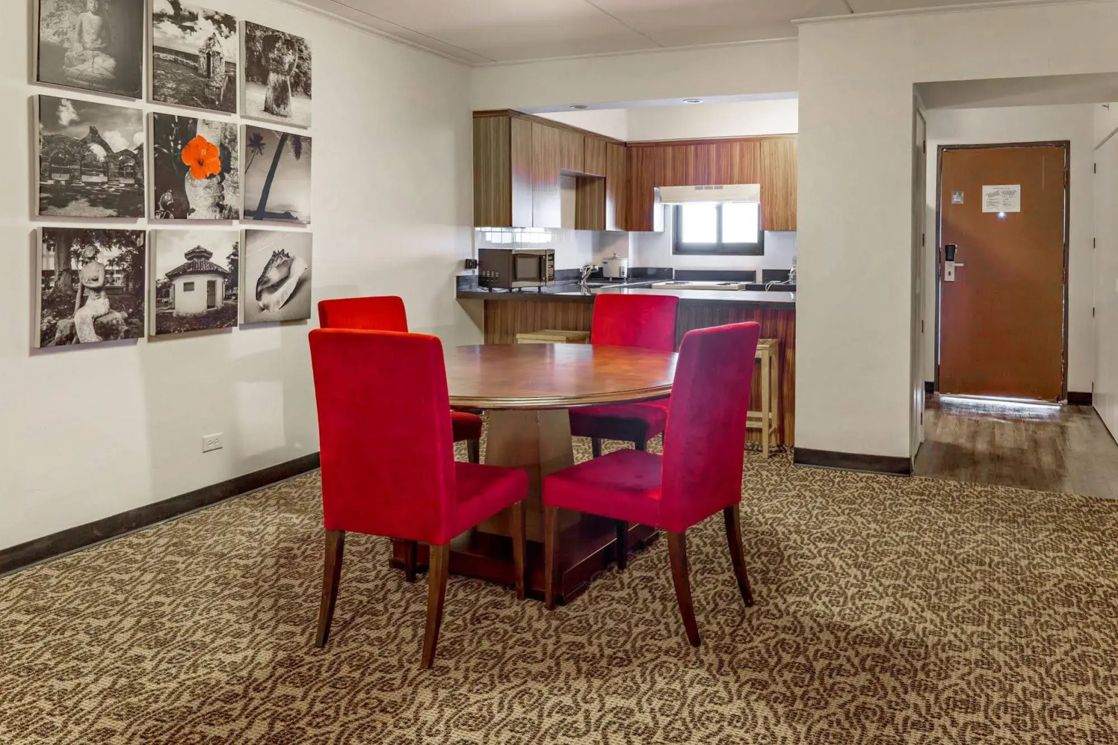 Oceanview Hotel & Residences