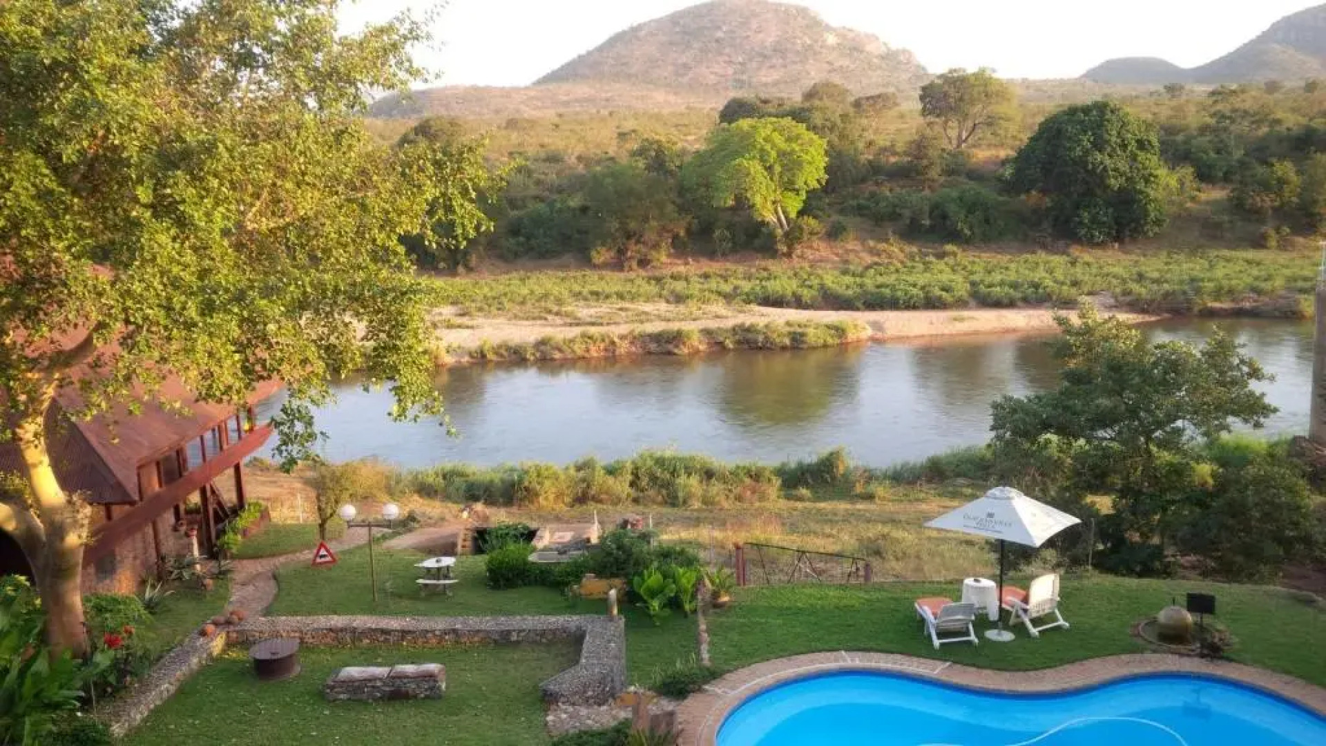 River House Bush and Safari Lodge