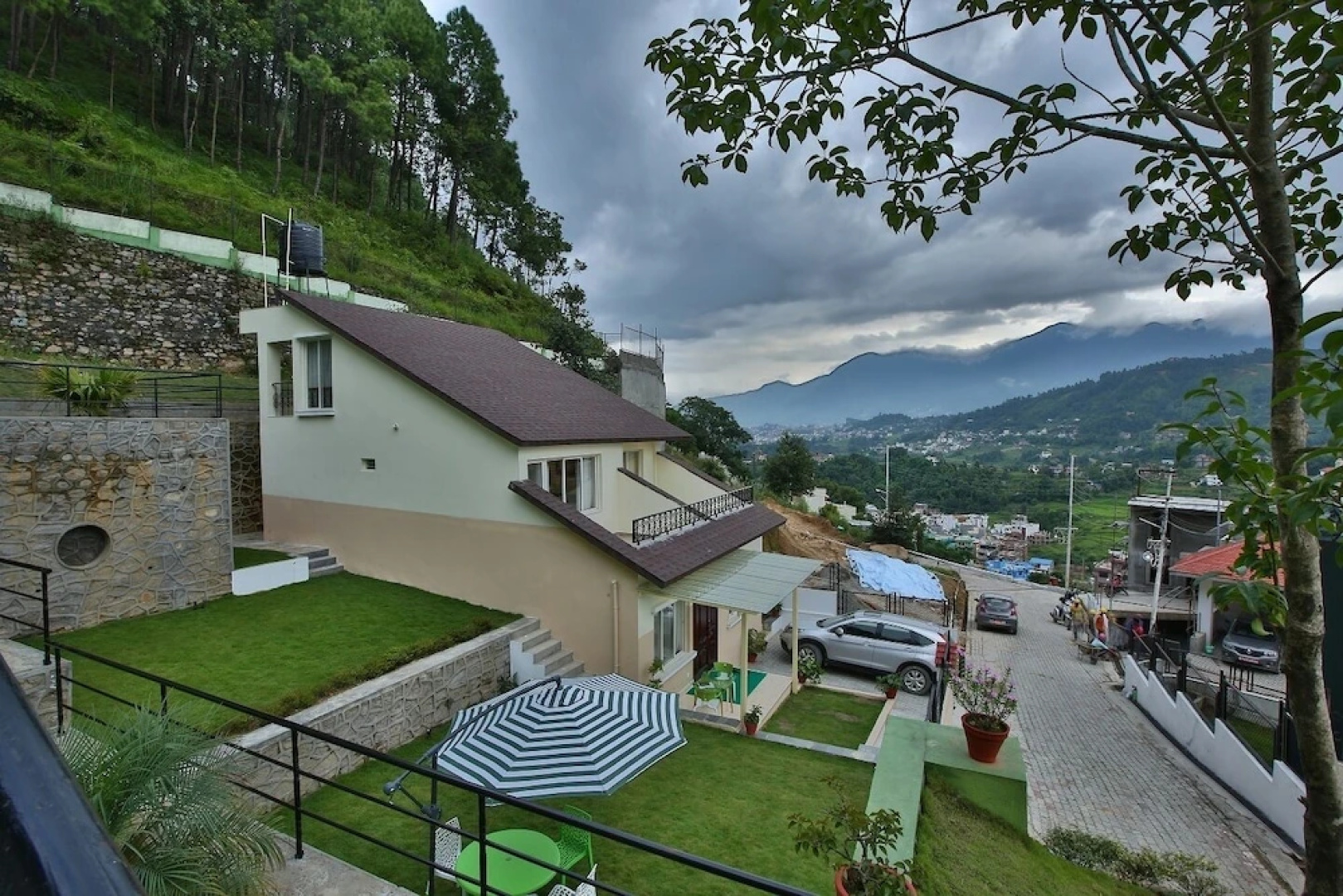 Swayambhu Hotels & Apartments - Ramkot