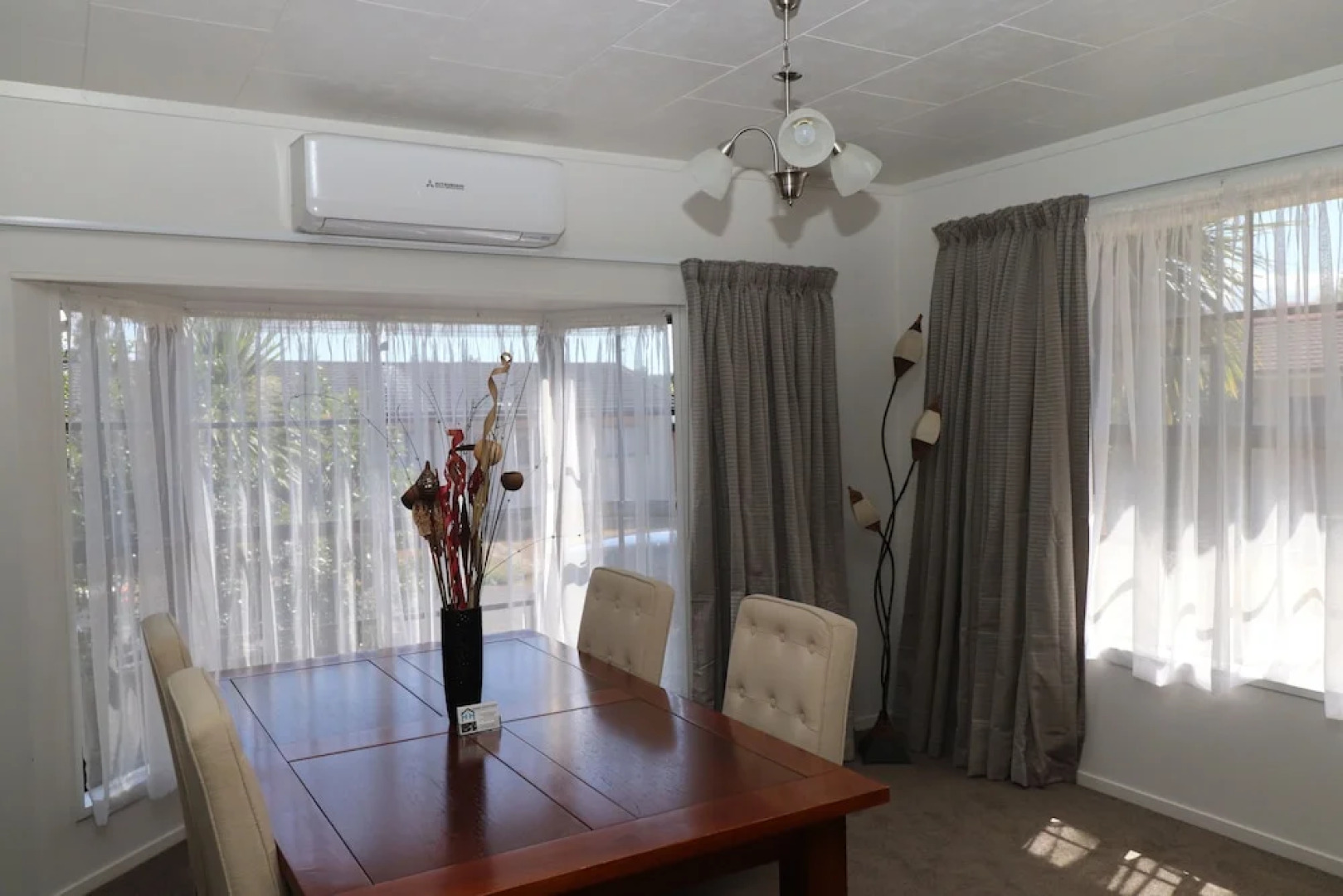 Sunny Unit on Grey Street