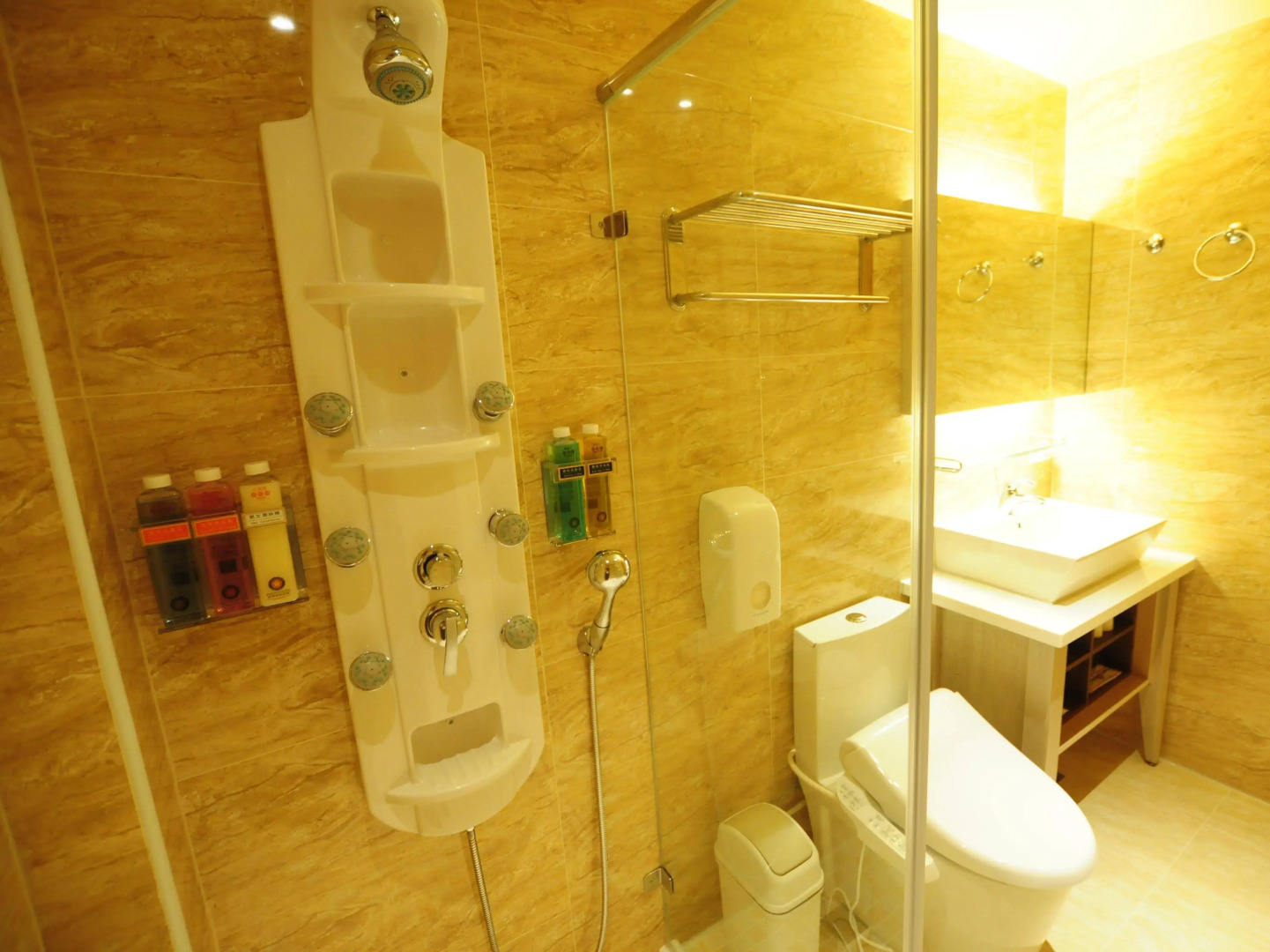 Kindness Hotel ZhongShan Bade