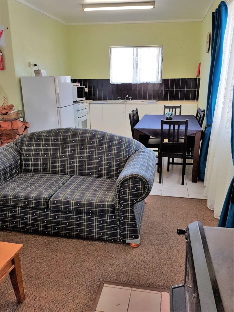 Murray Gardens Cottages & Motel