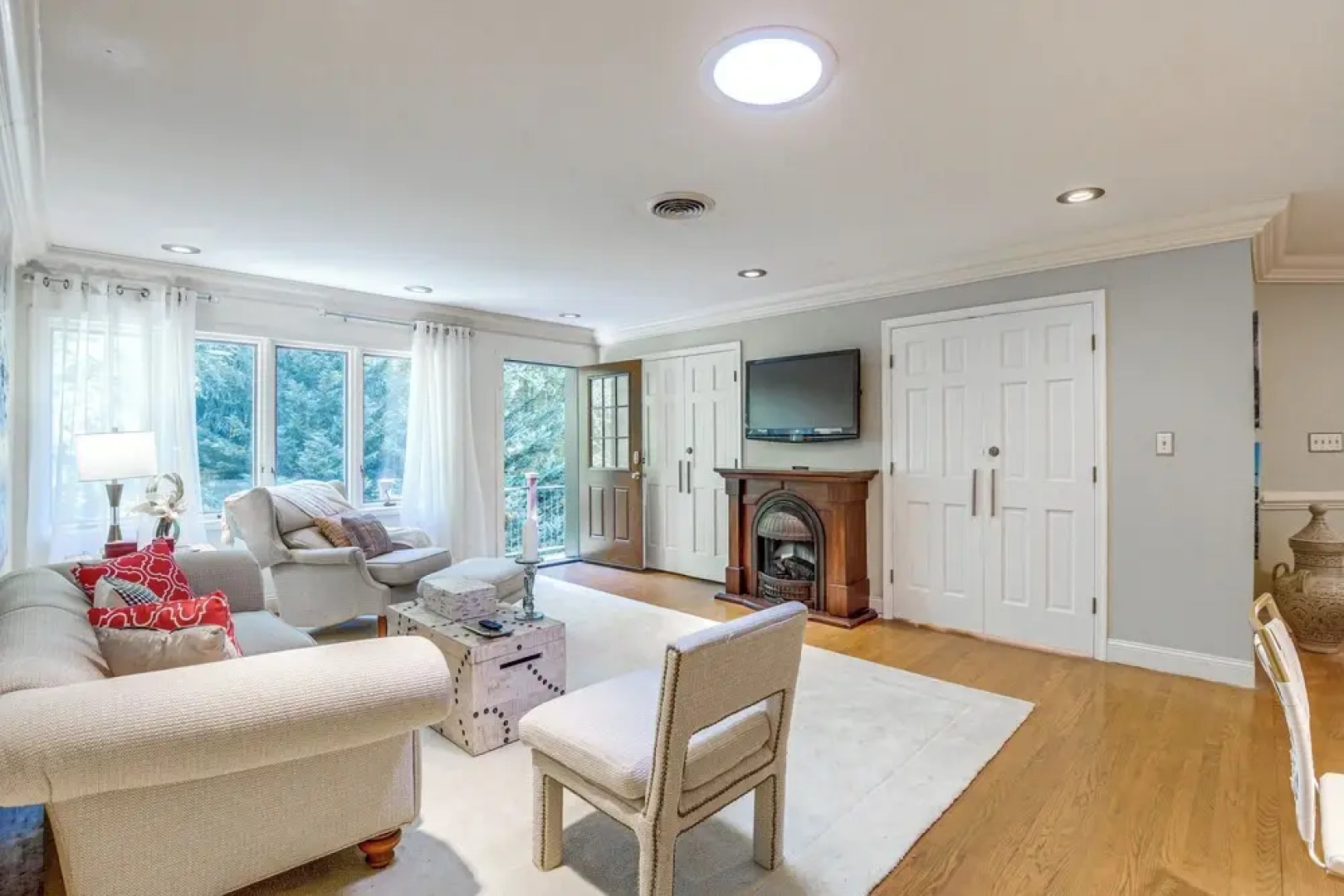 Quiet Getaway w/ Deck: 18 Mi to Downtown Baltimore