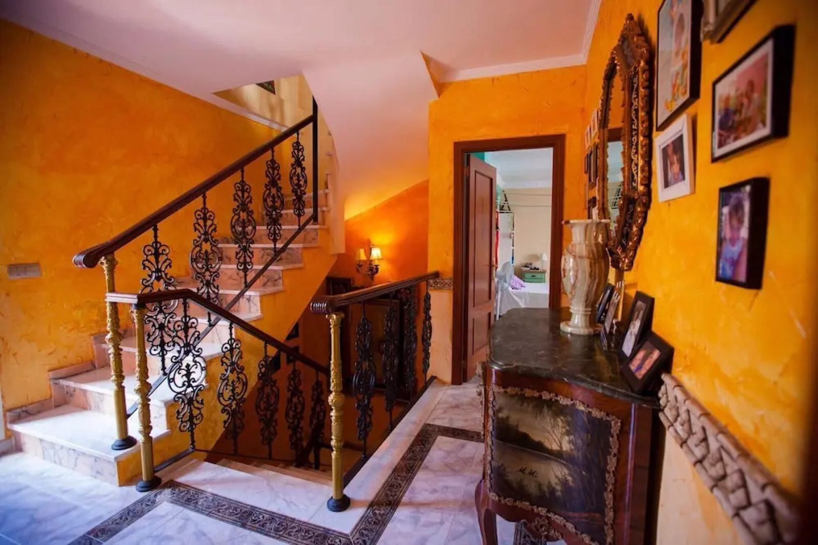 Majestic Villa by the Beach Heated Private Pool