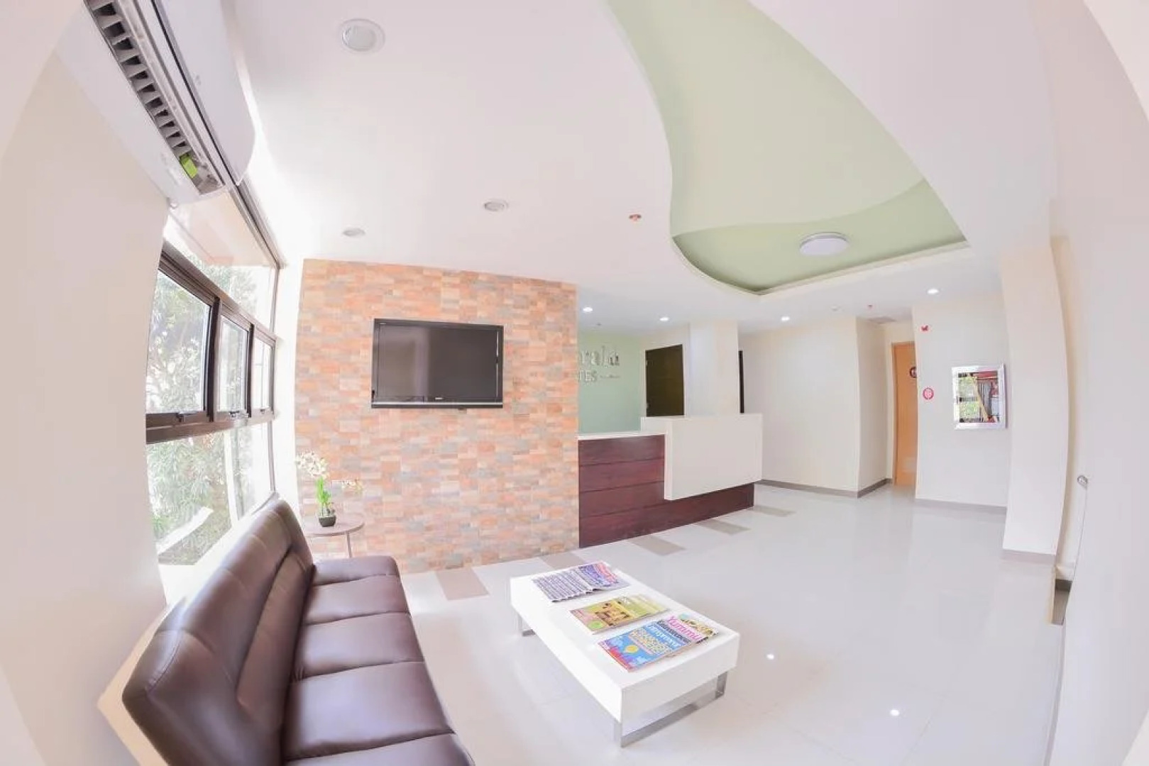 Emerald Suites CDO