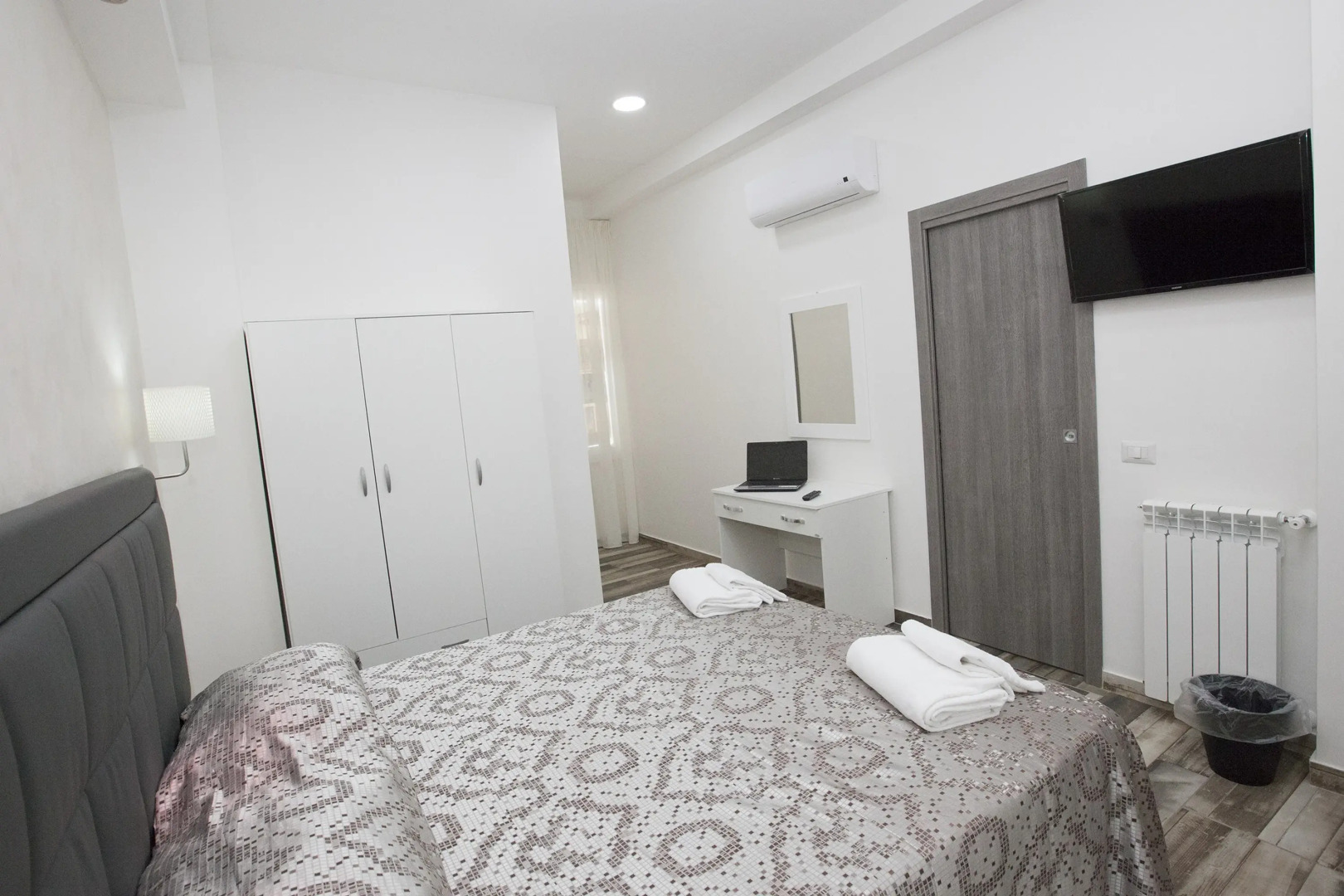 Napoli Garibaldi Square