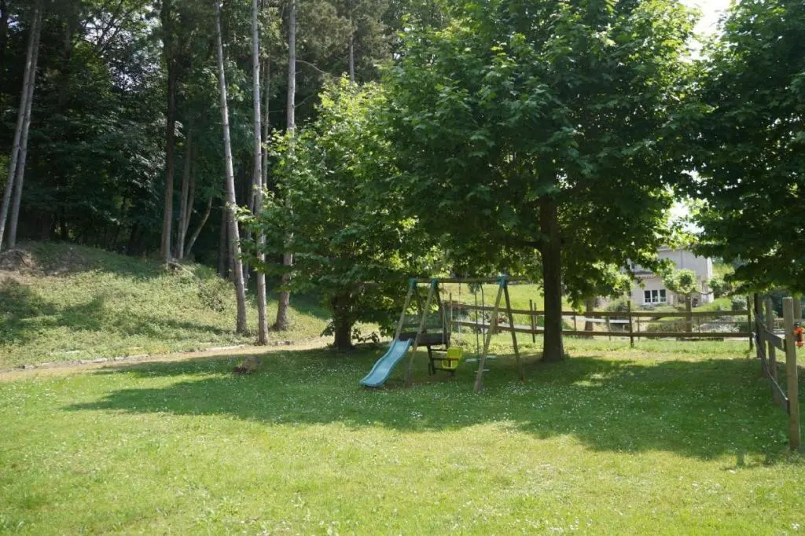 A L'orée du Bois - Chambres D'hôtes