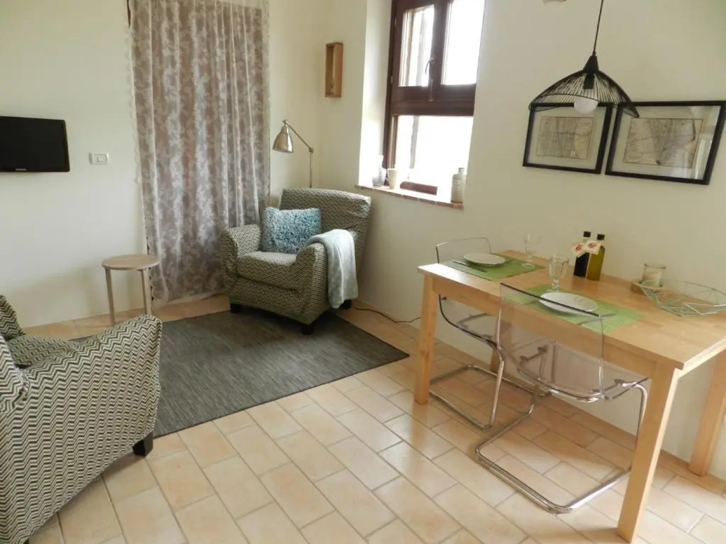 Rosa nel Pozzo Apartments and B&B