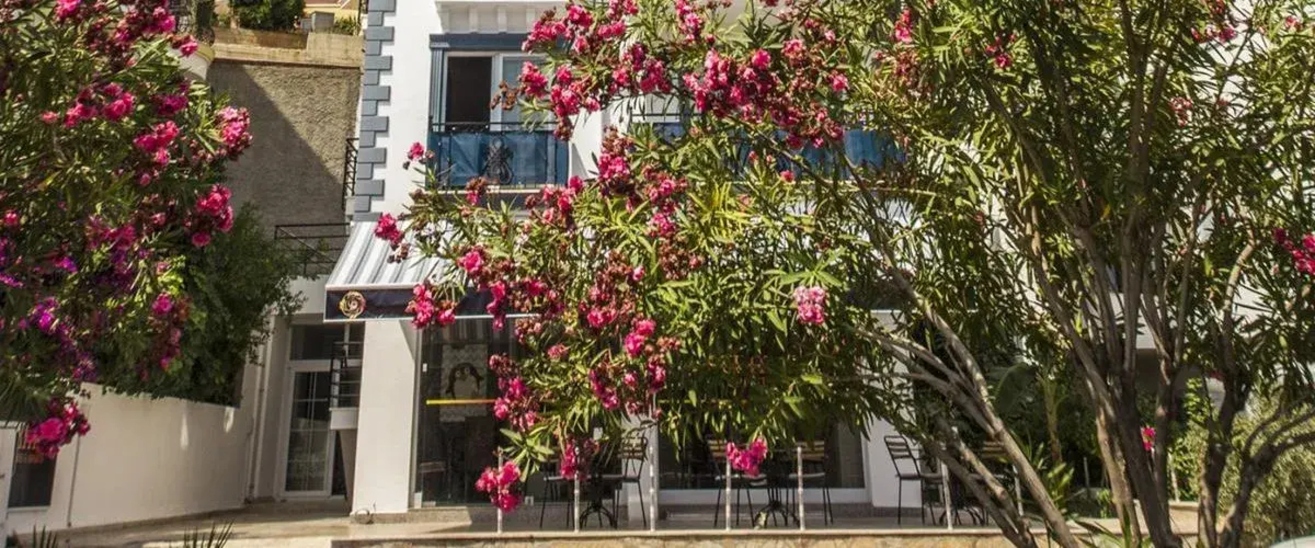 Dekatria Rooms & Aparts