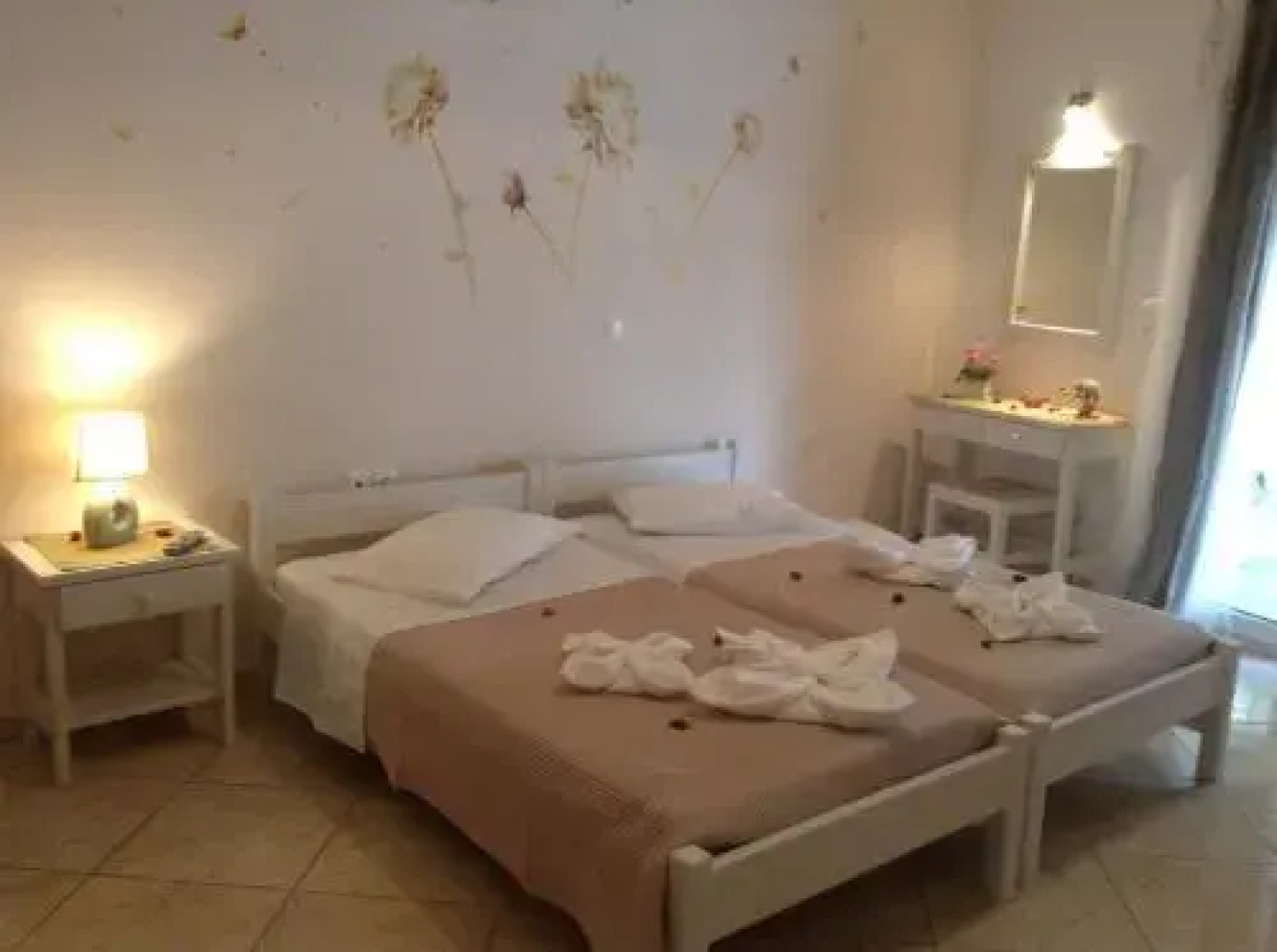 Nikoletta Rooms
