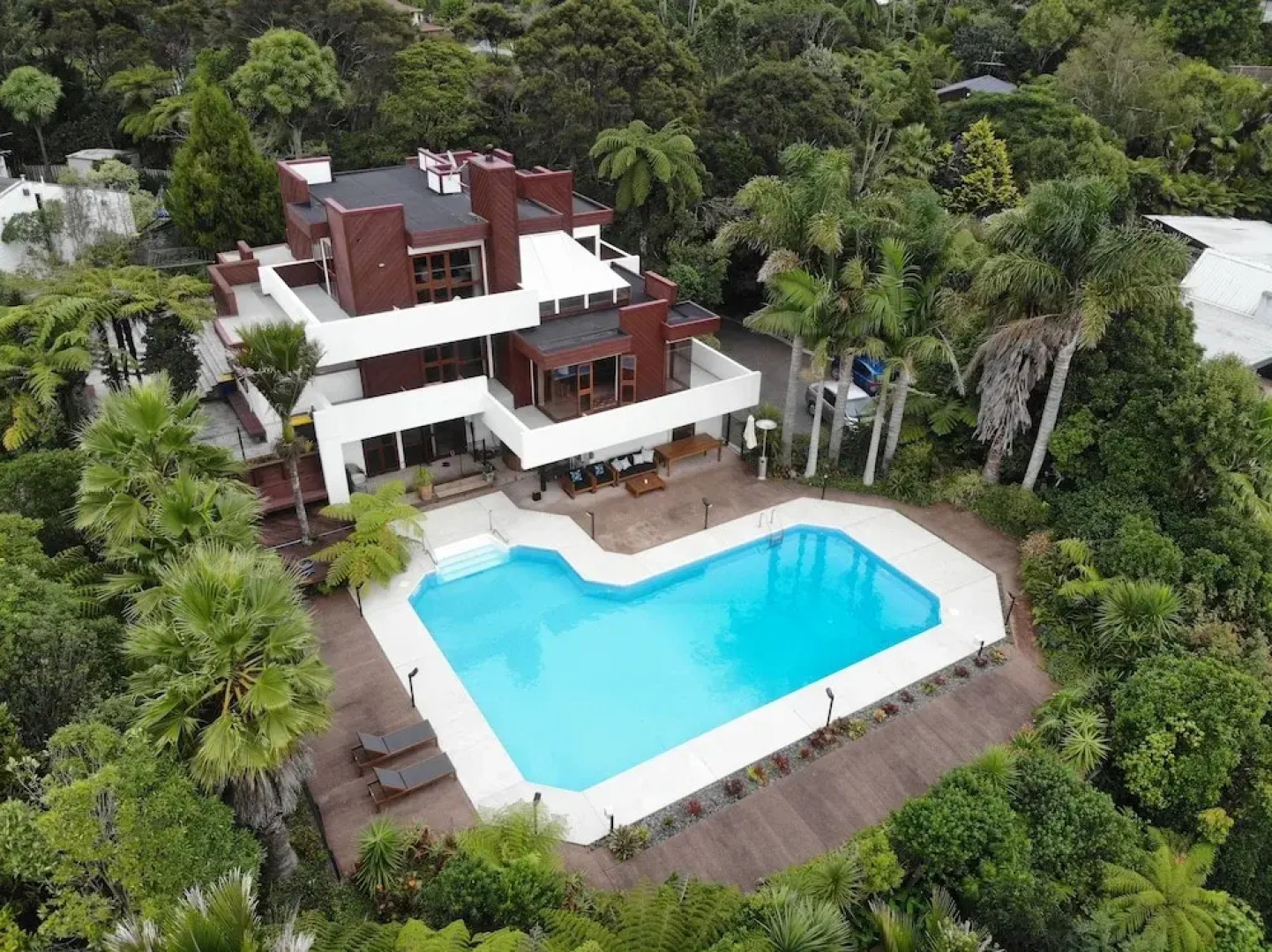 Miharo Bed & Breakfast