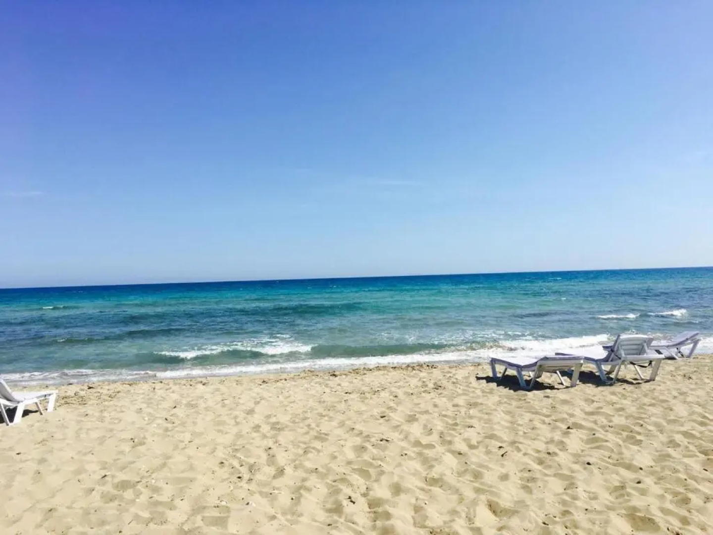 Apartamenty na beregu morja v Tsezar' Bich 3-3