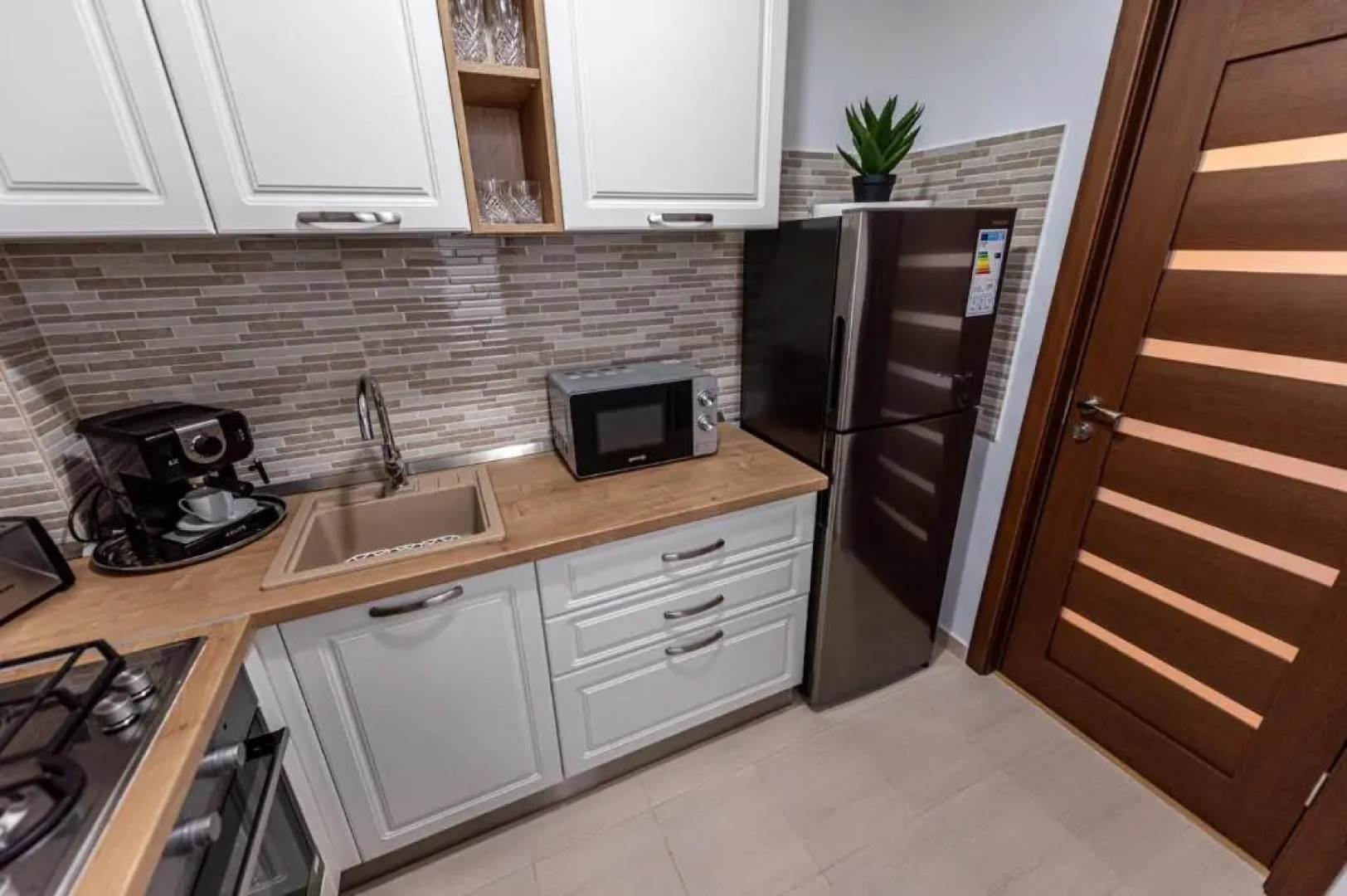 Apartment Sunset Lake View