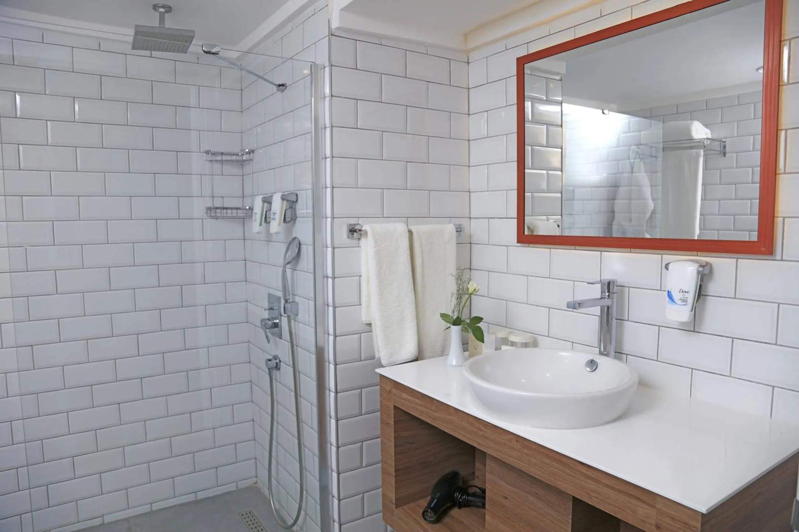 Design Plus Seya Beach Hotel