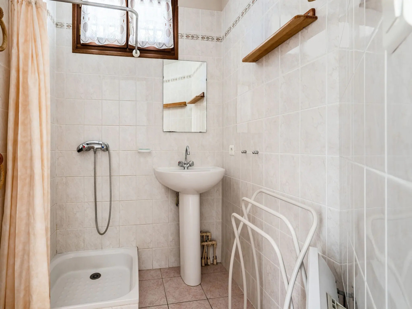 Vineyards & Village Stay