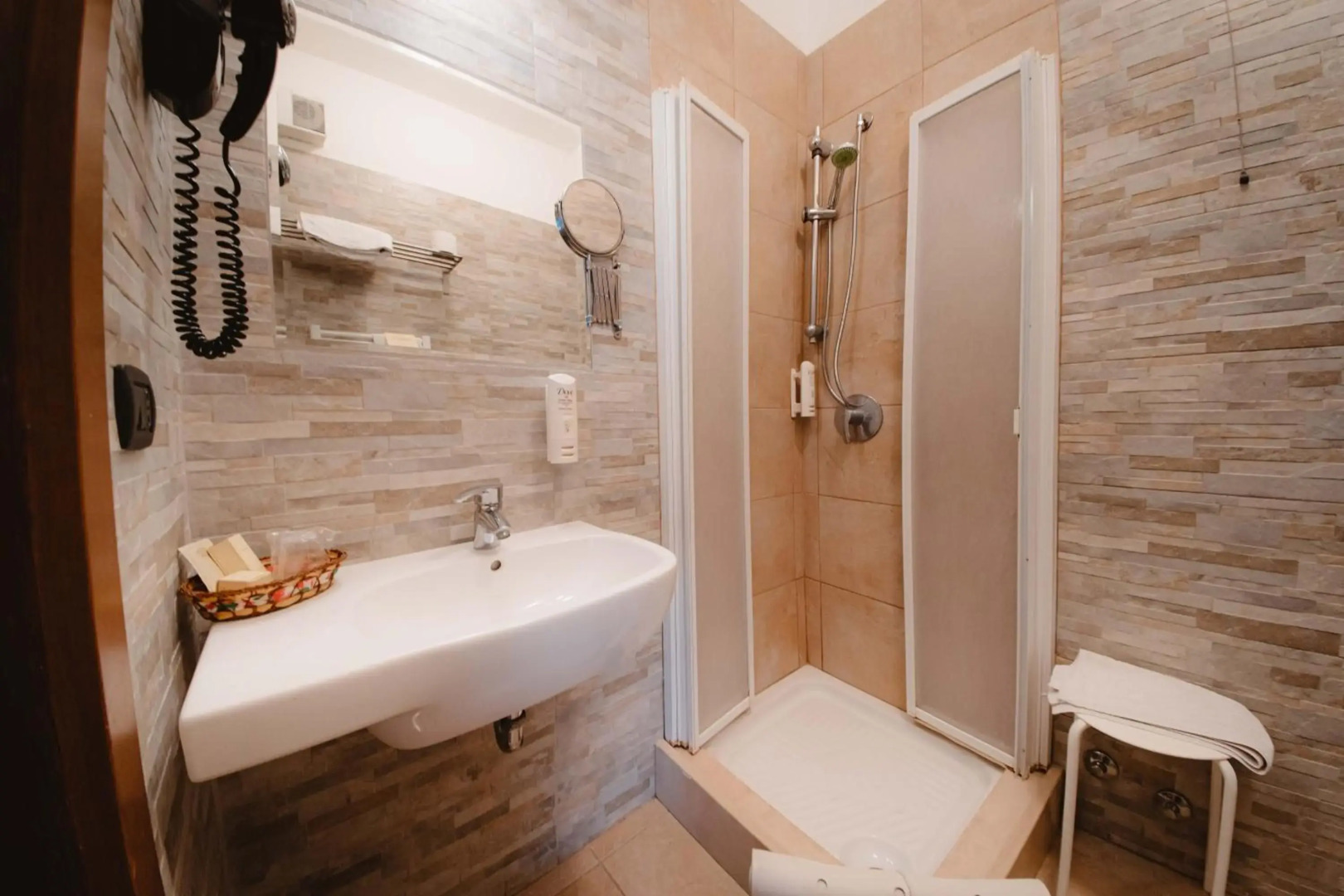 Hotel Accord Le Rose