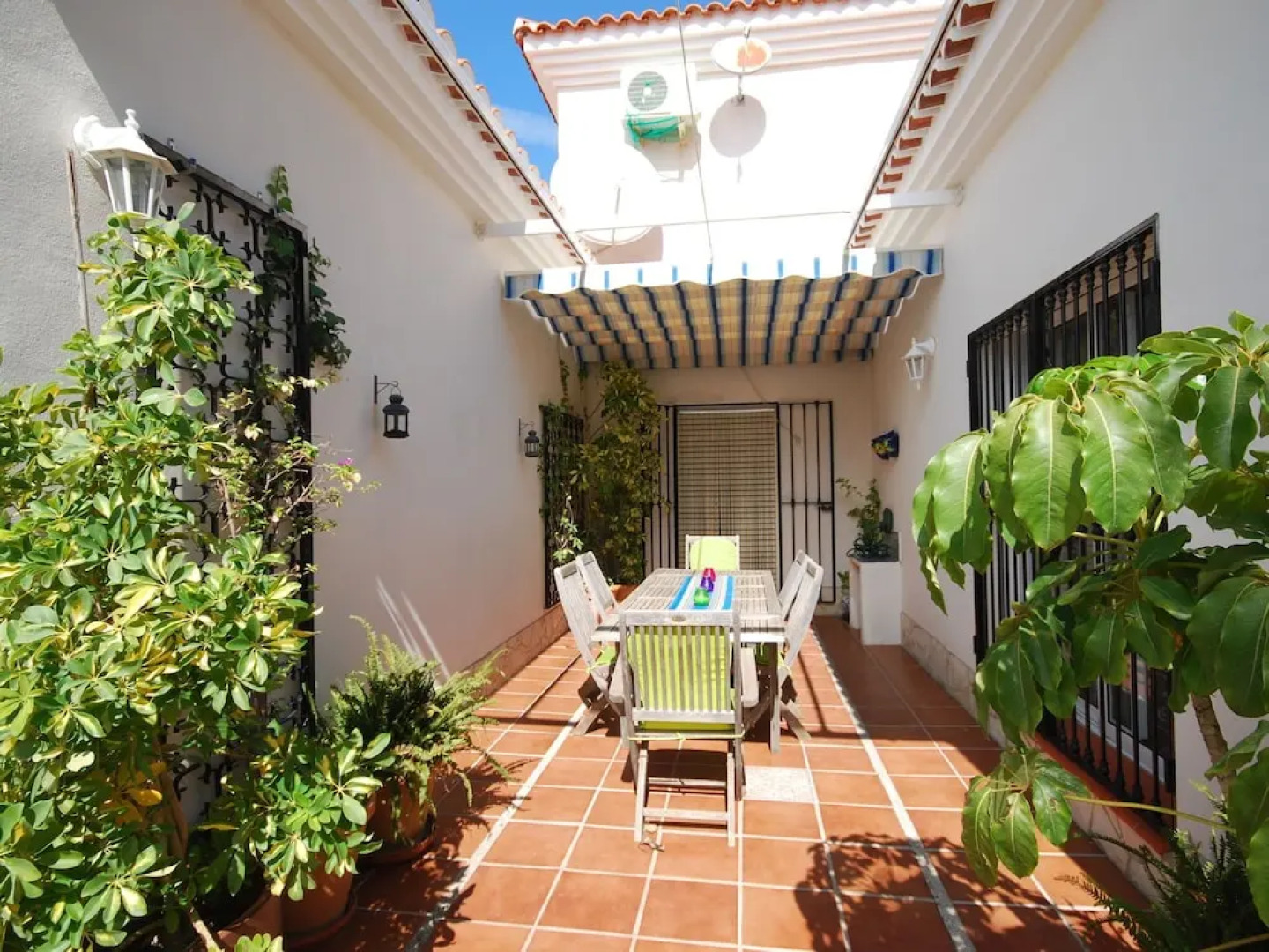 Impressive Villa With Private Swimming Pool in Arenas Spain