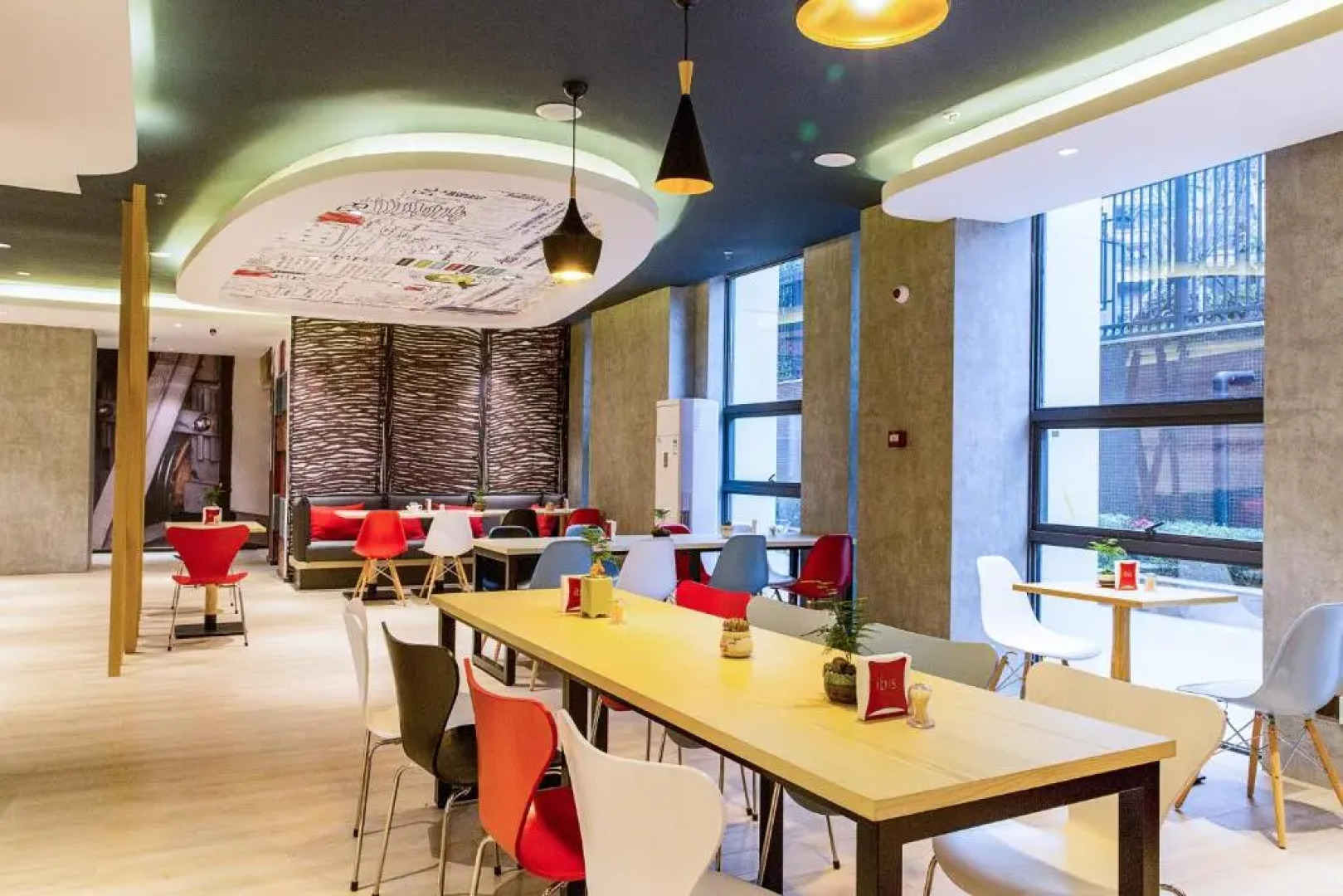 Ibis Neijiang  North Railway station Hotel