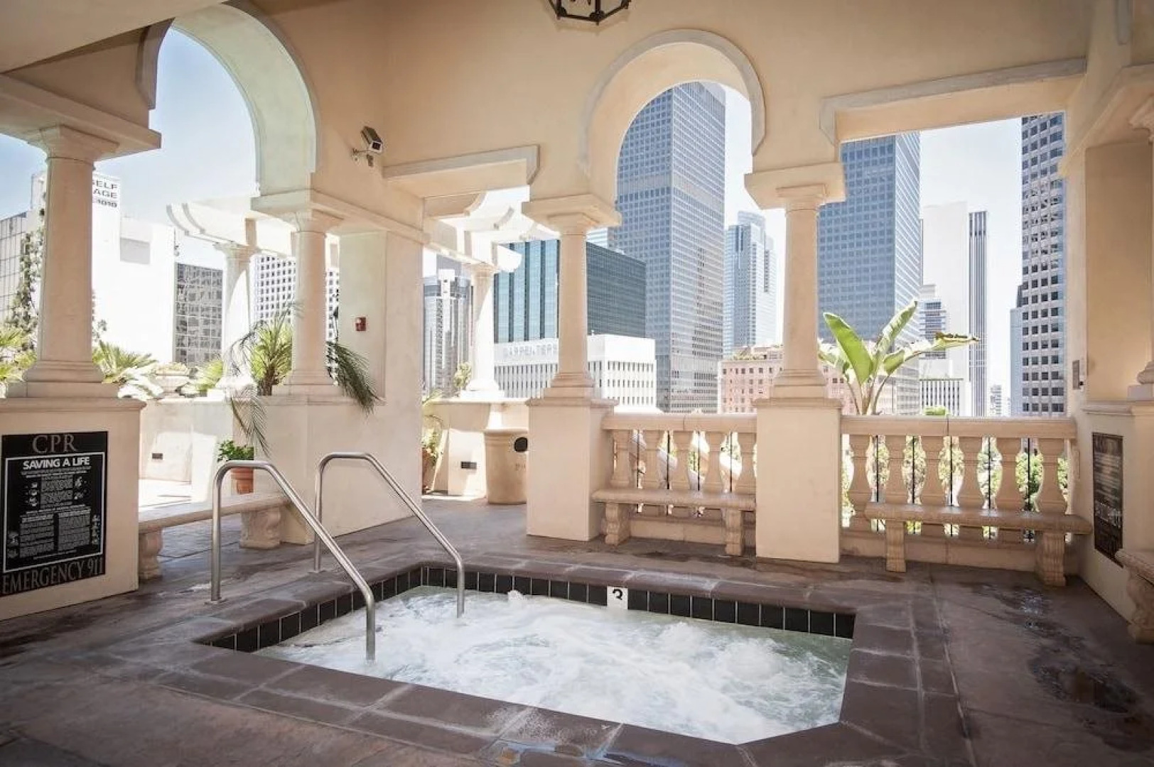 Sunshine Suites at 616 St. Paul